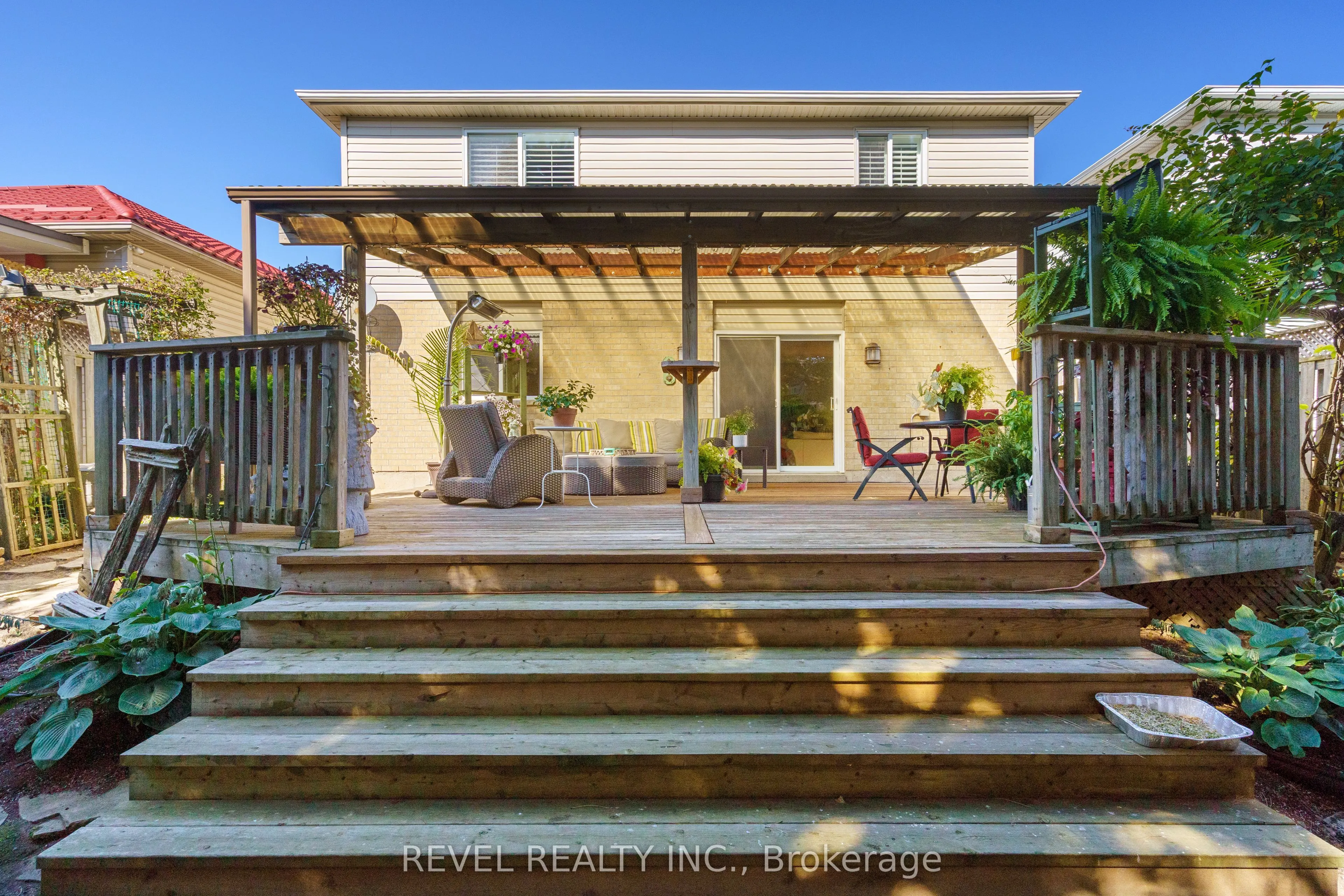 55 Amore Boulevard