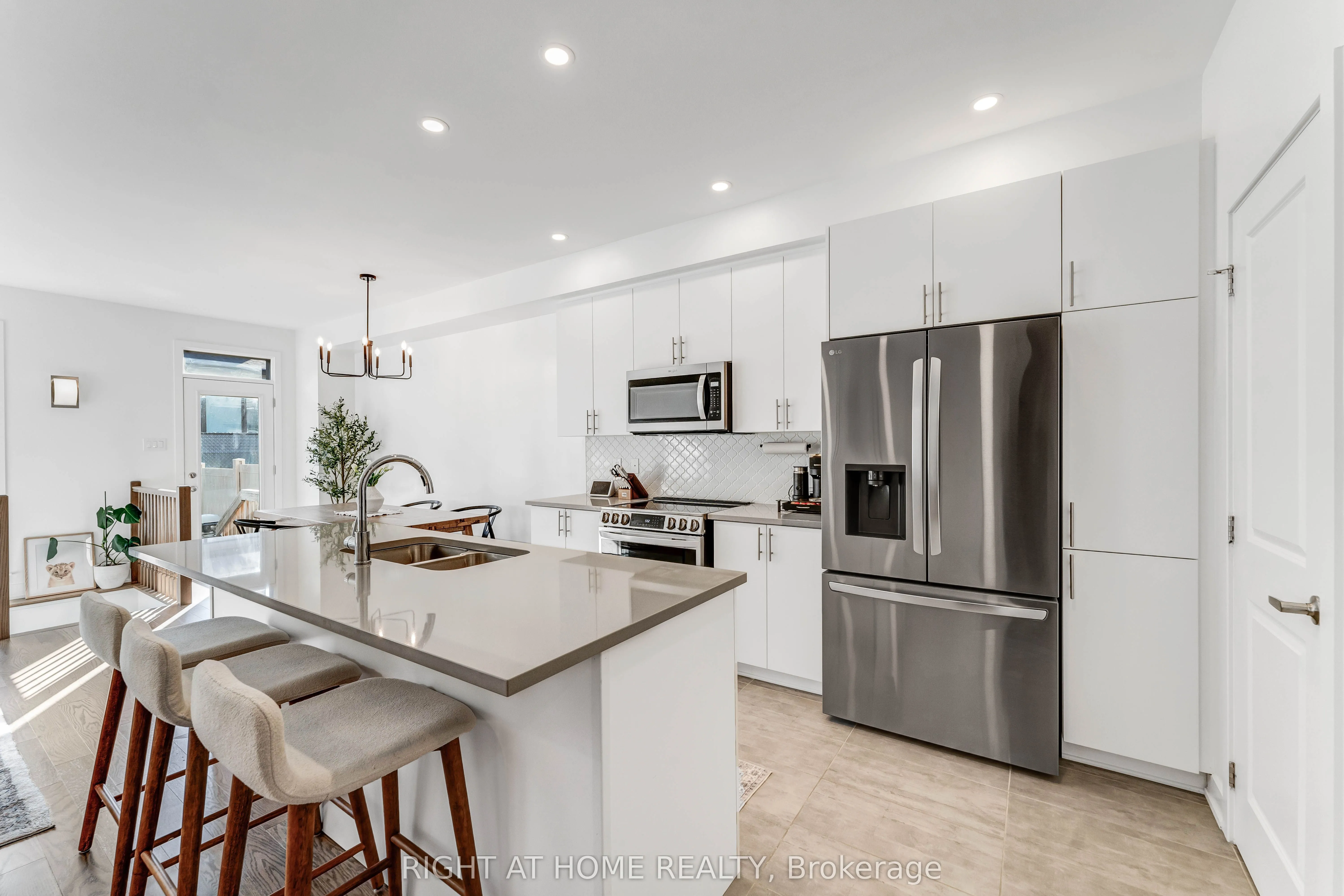 623 Rathburn Lane
