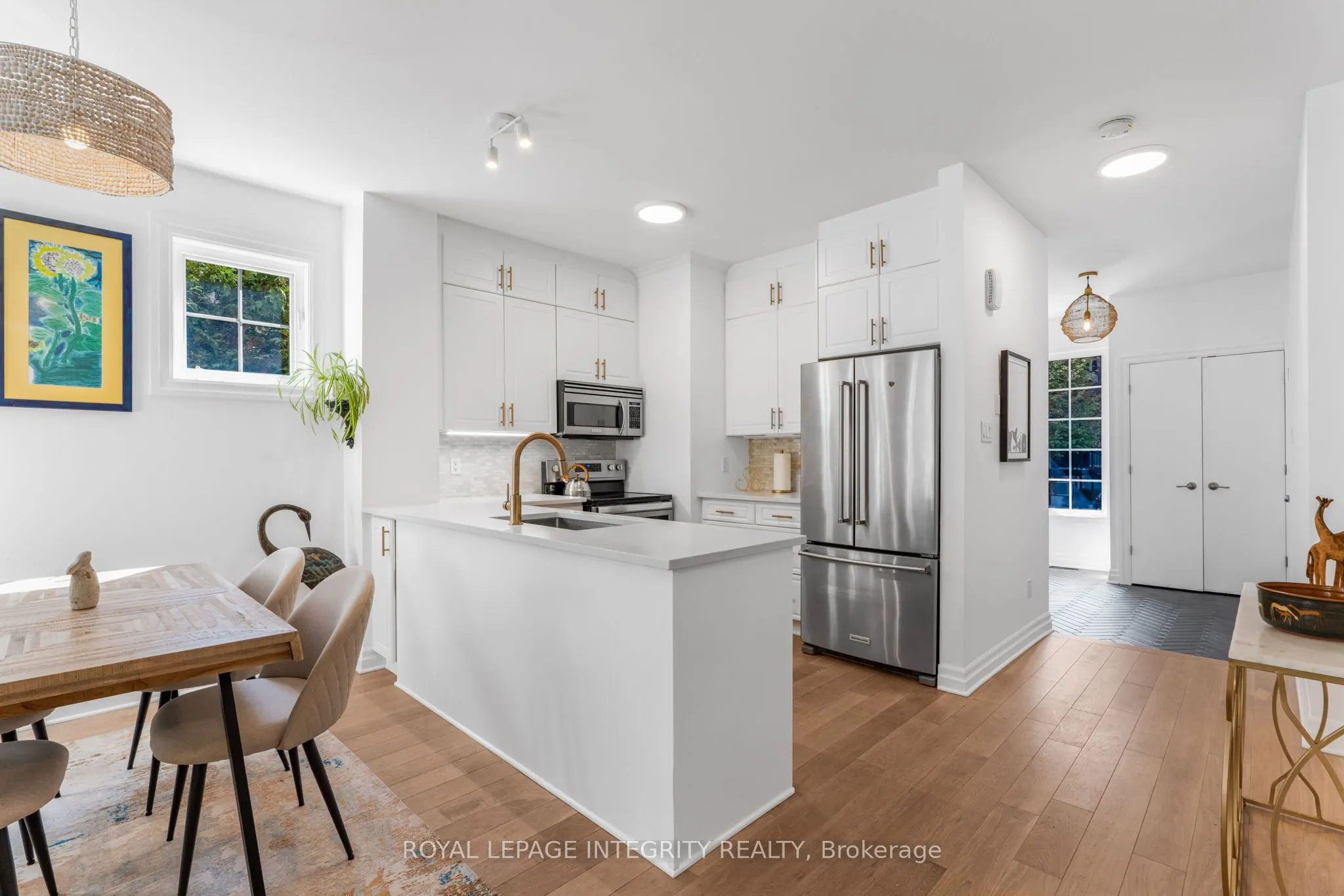 17 Melrose Avenue, #H