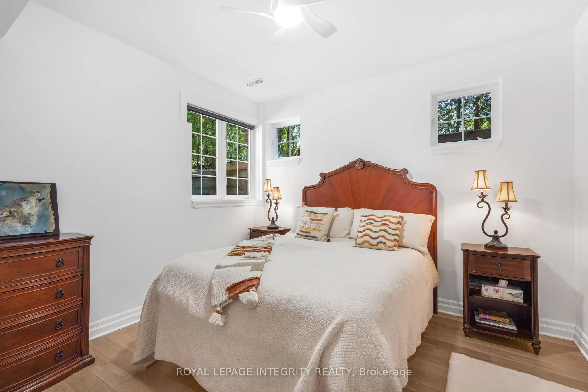 17 Melrose Avenue, #H