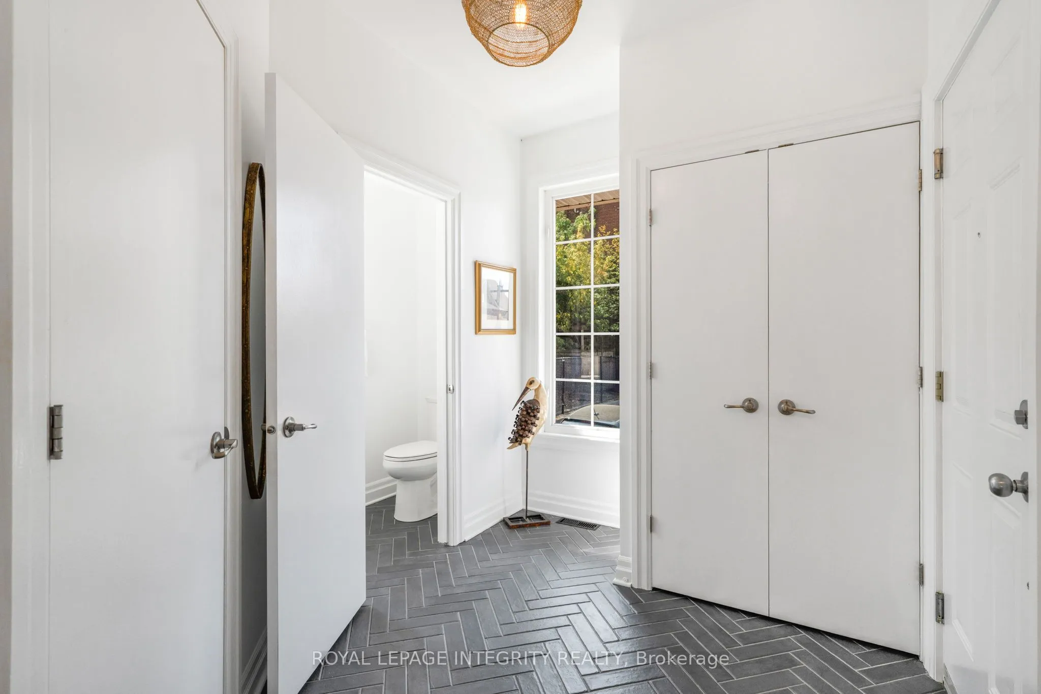 17 Melrose Avenue, #H