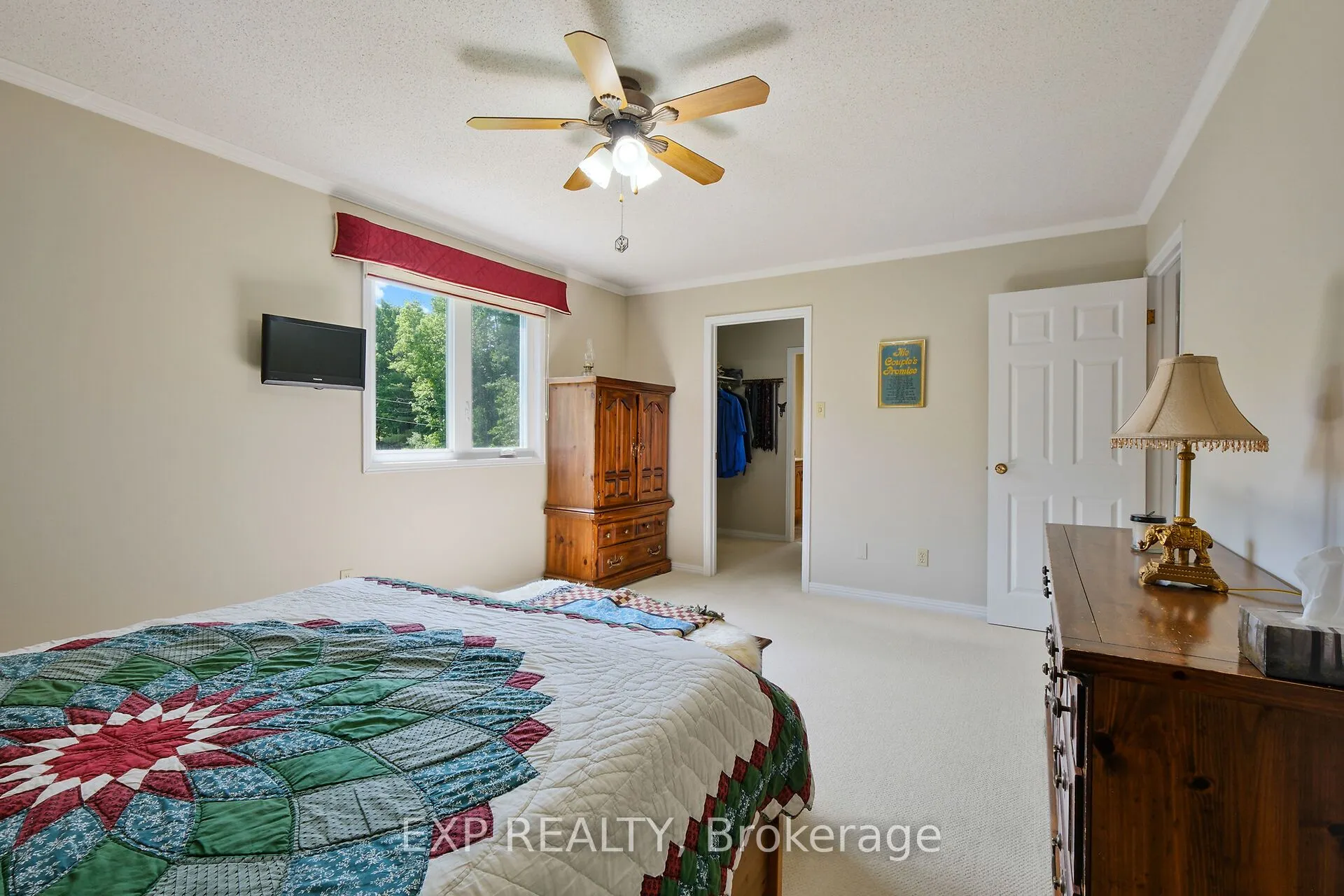 1376 MacDonald Road