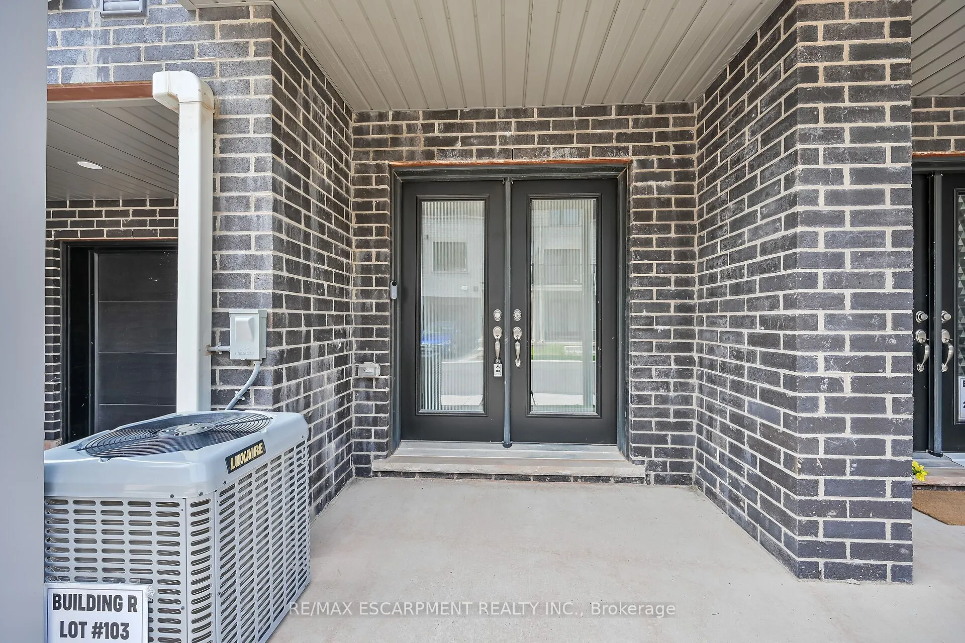 22 Dryden Lane