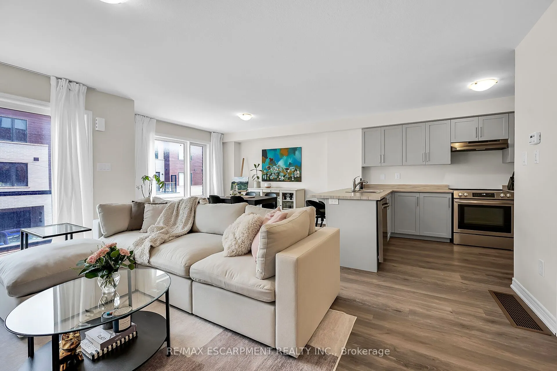22 Dryden Lane