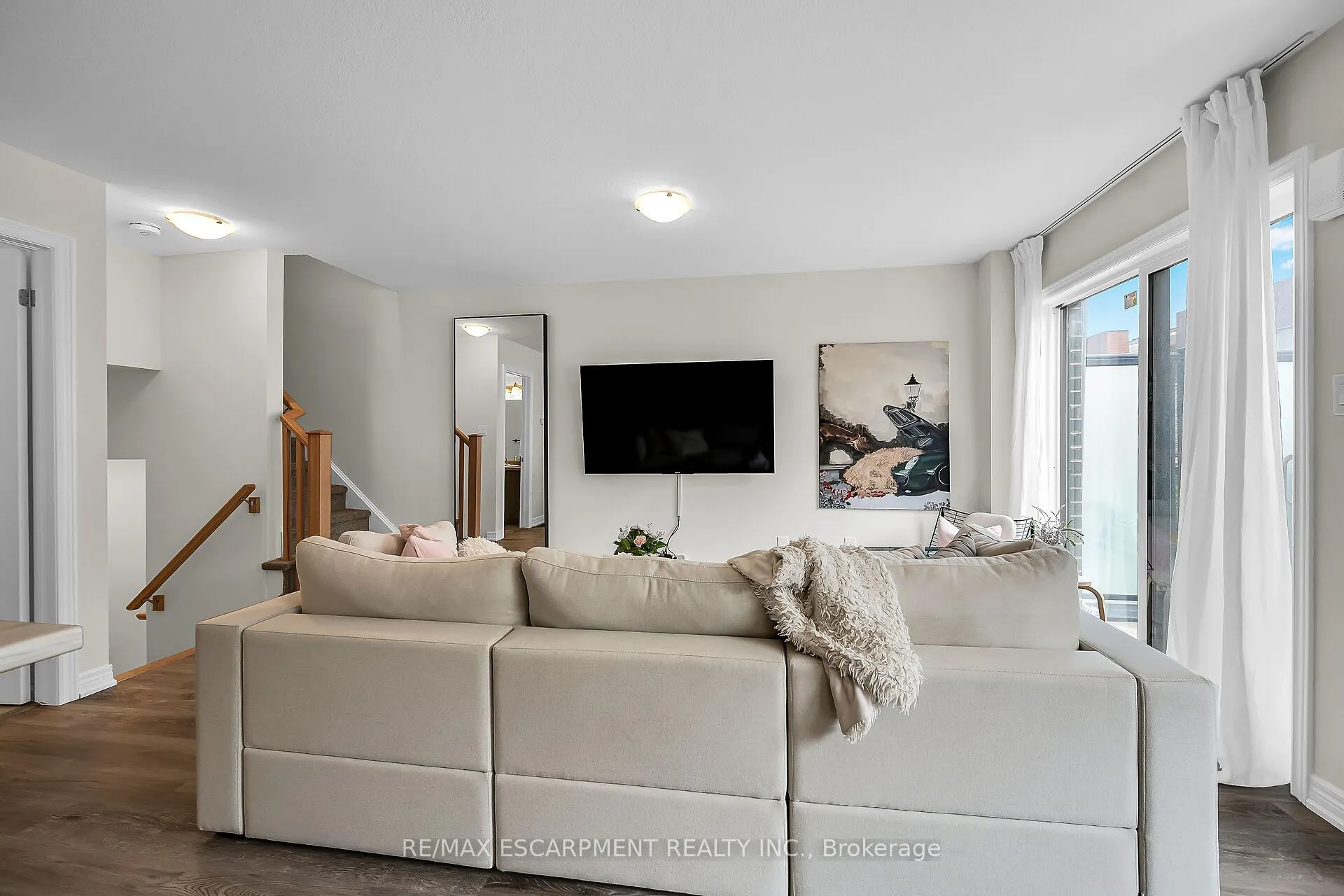 22 Dryden Lane