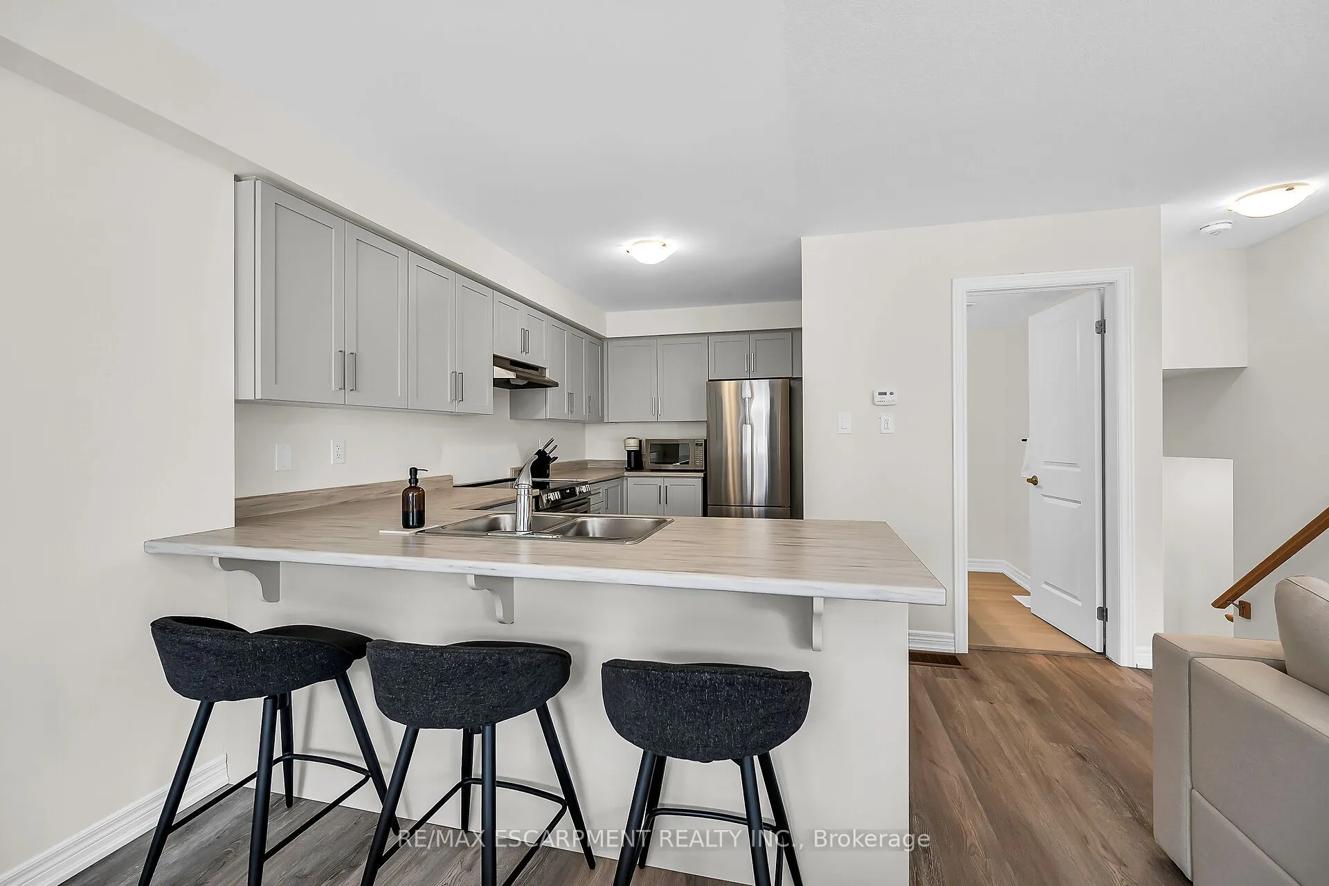 22 Dryden Lane