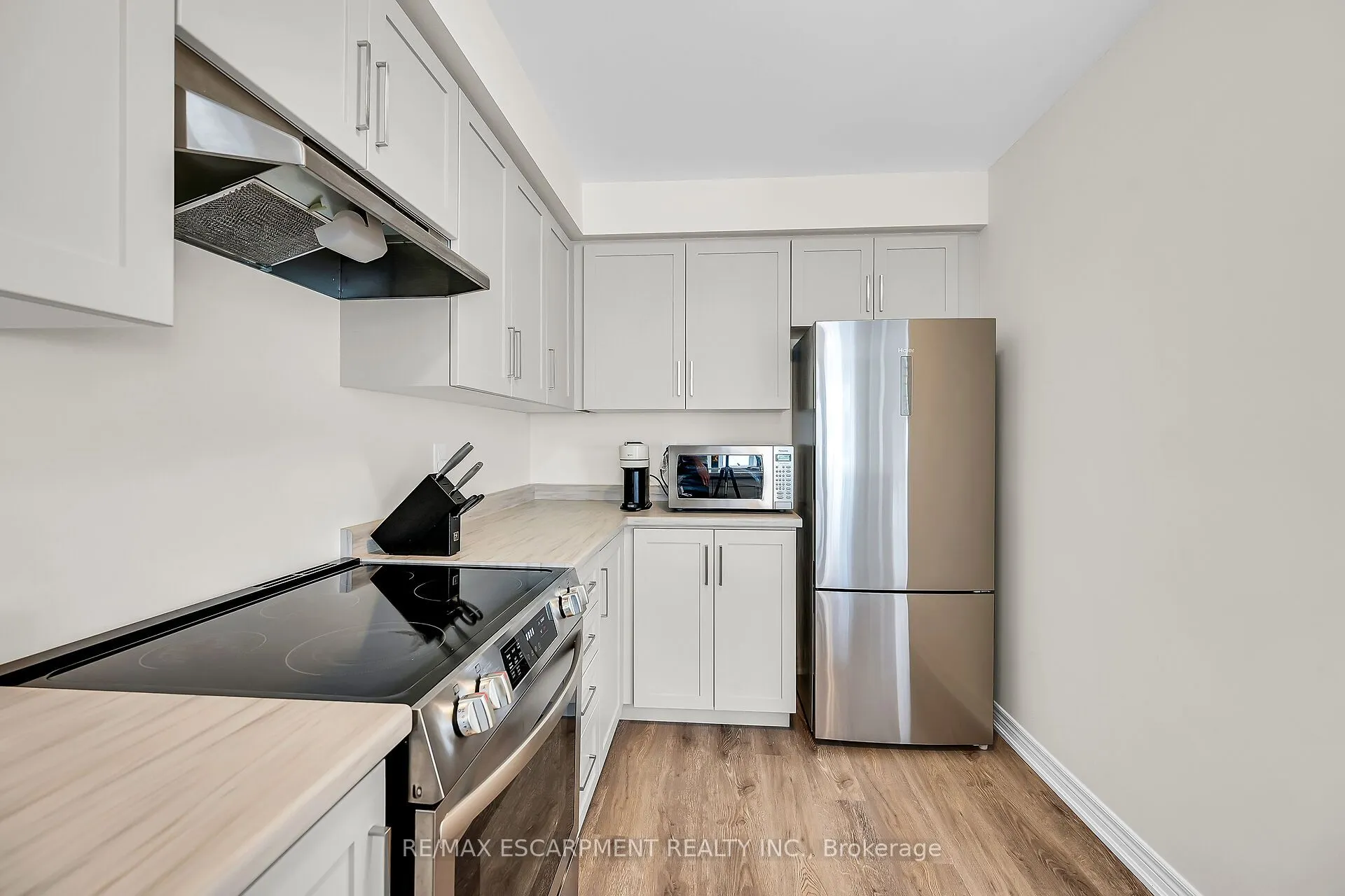 22 Dryden Lane