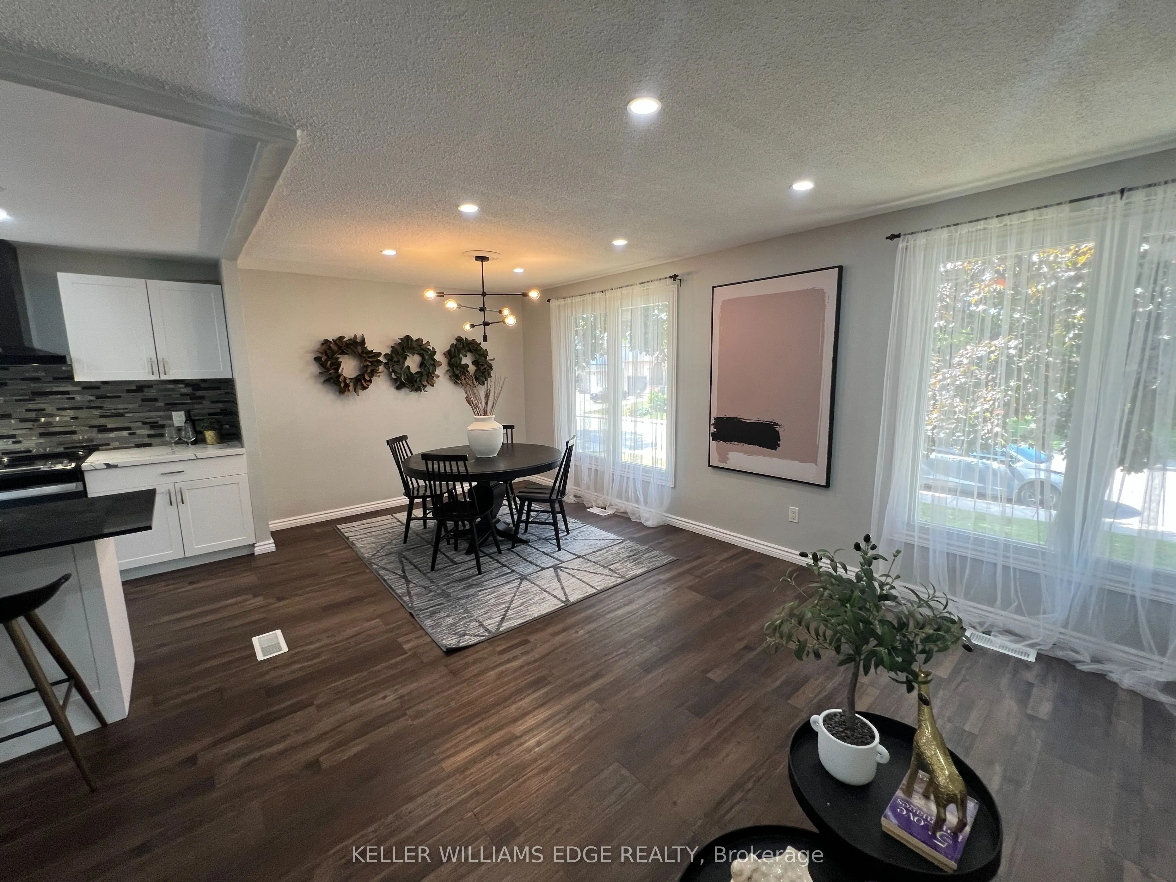 228 Lawnhurst Court