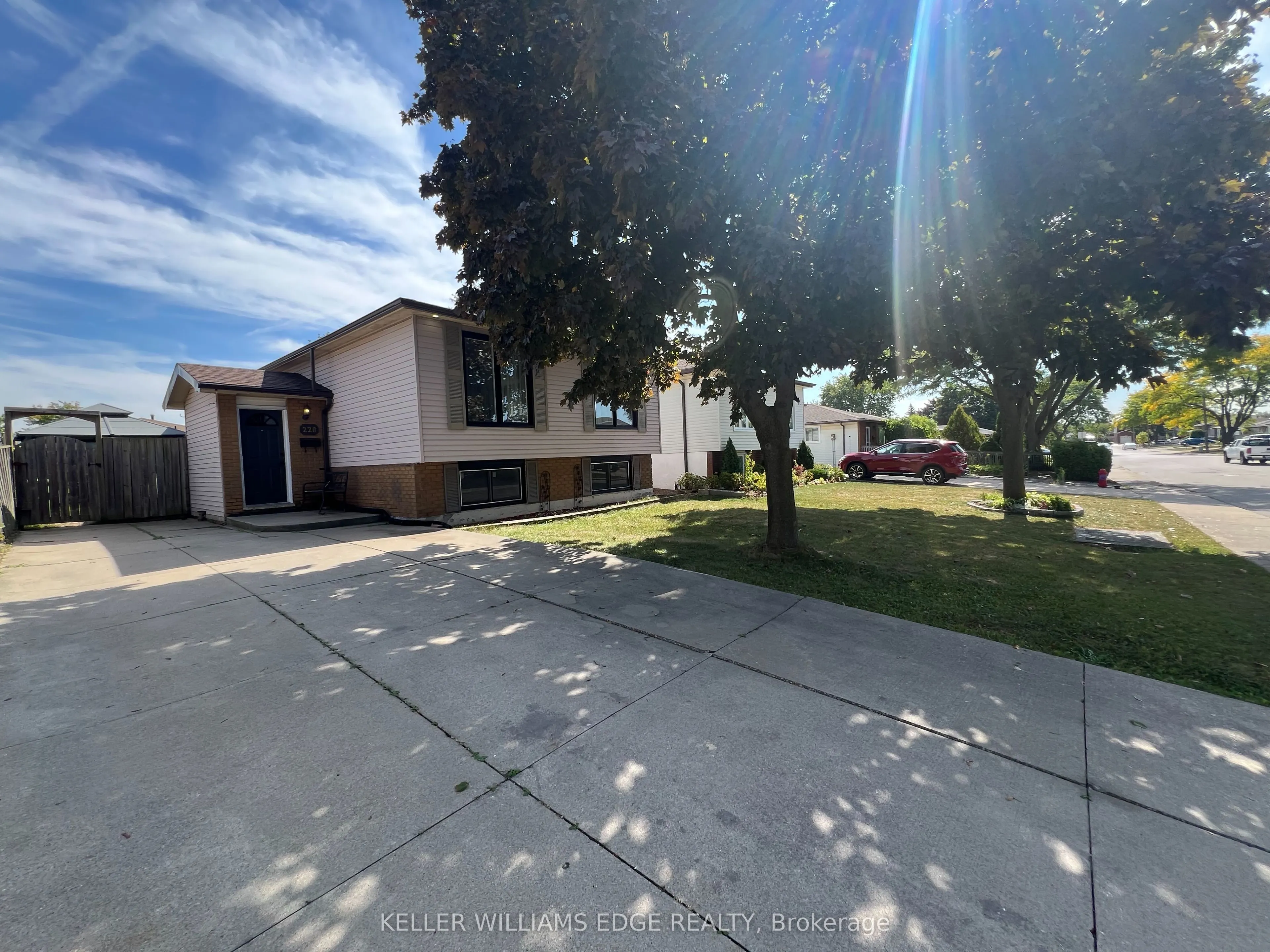 228 Lawnhurst Court