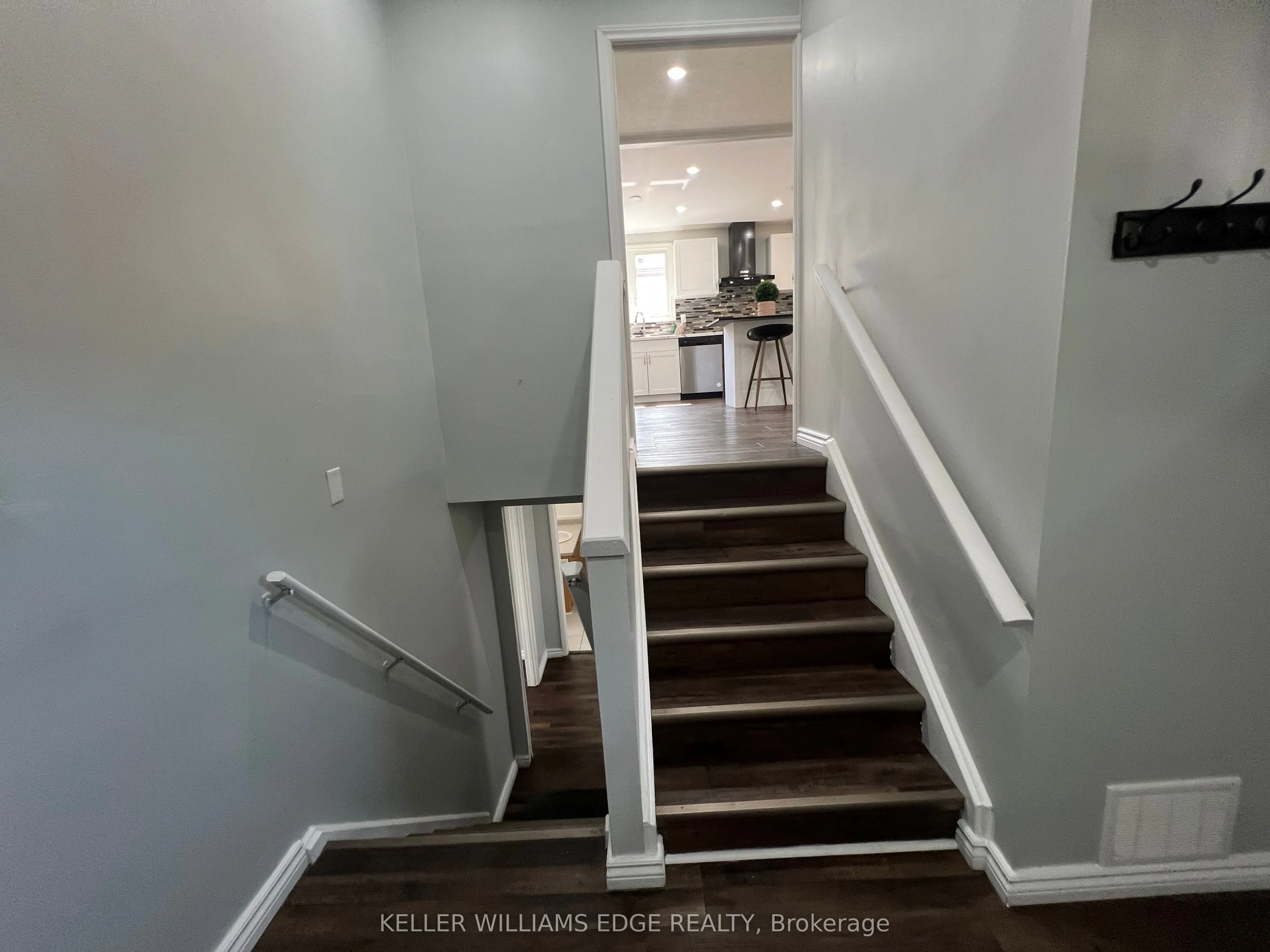 228 Lawnhurst Court
