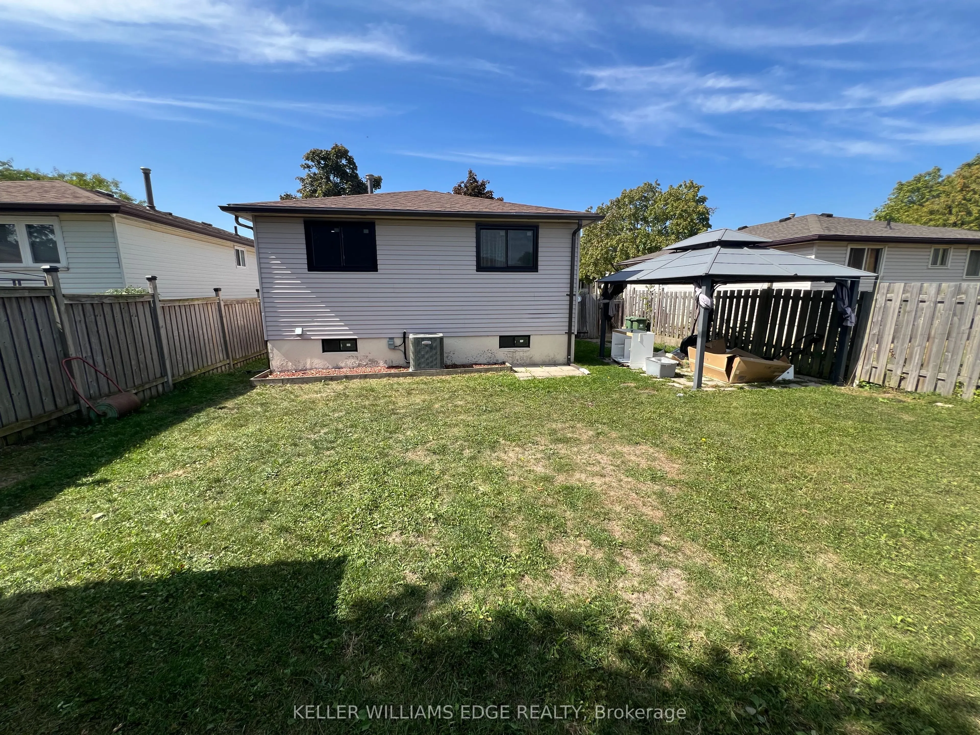 228 Lawnhurst Court