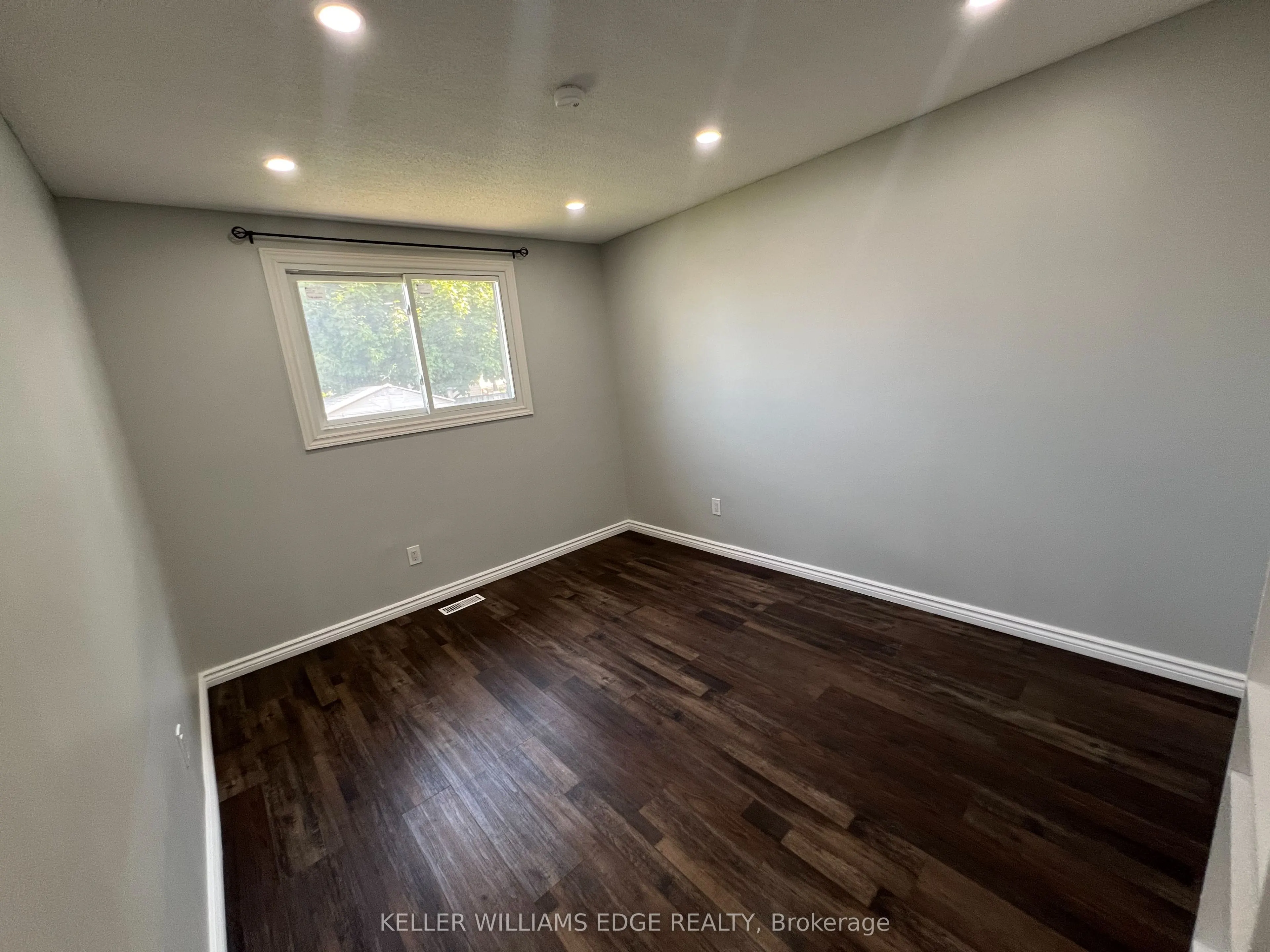 228 Lawnhurst Court