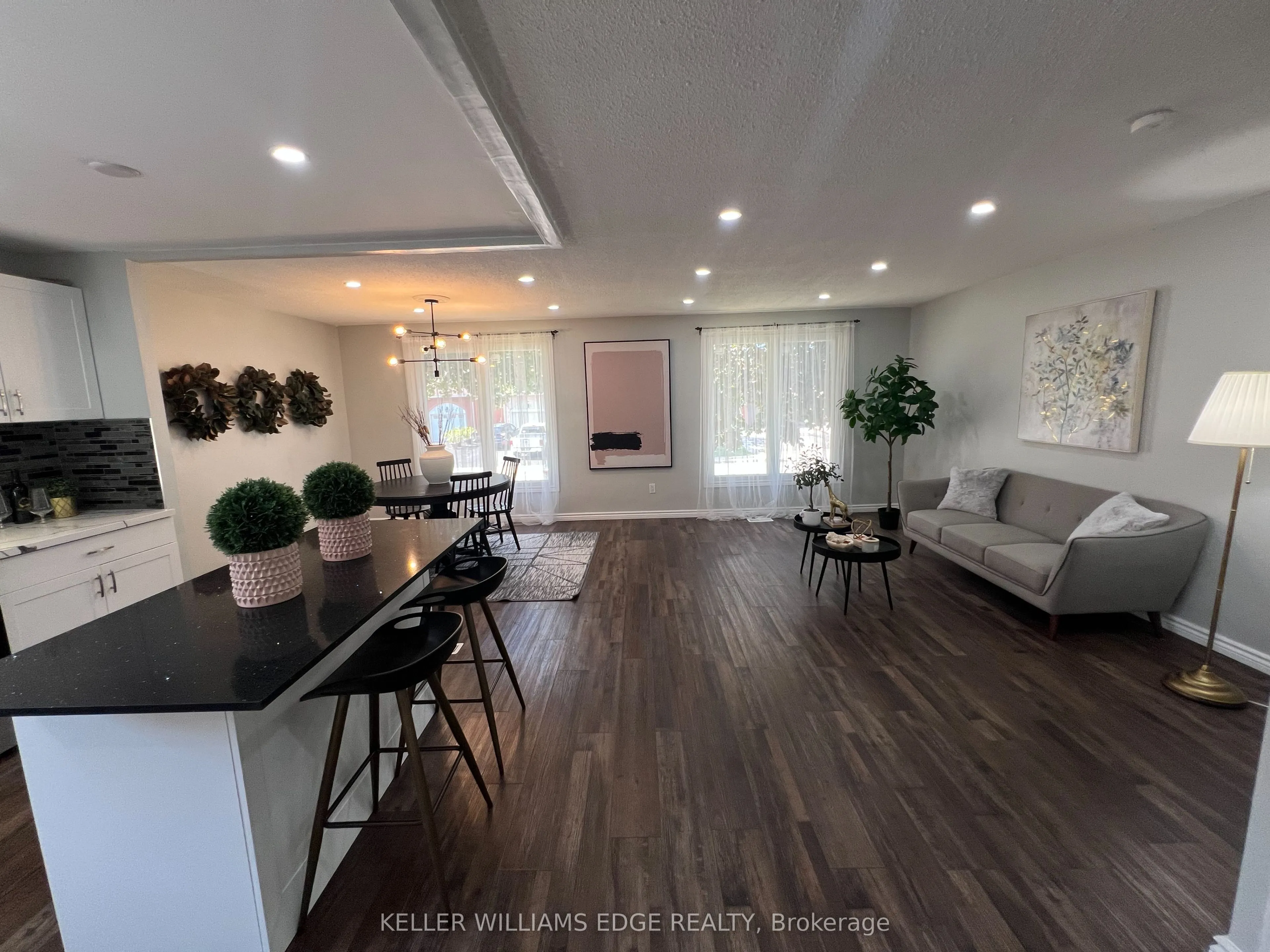 228 Lawnhurst Court