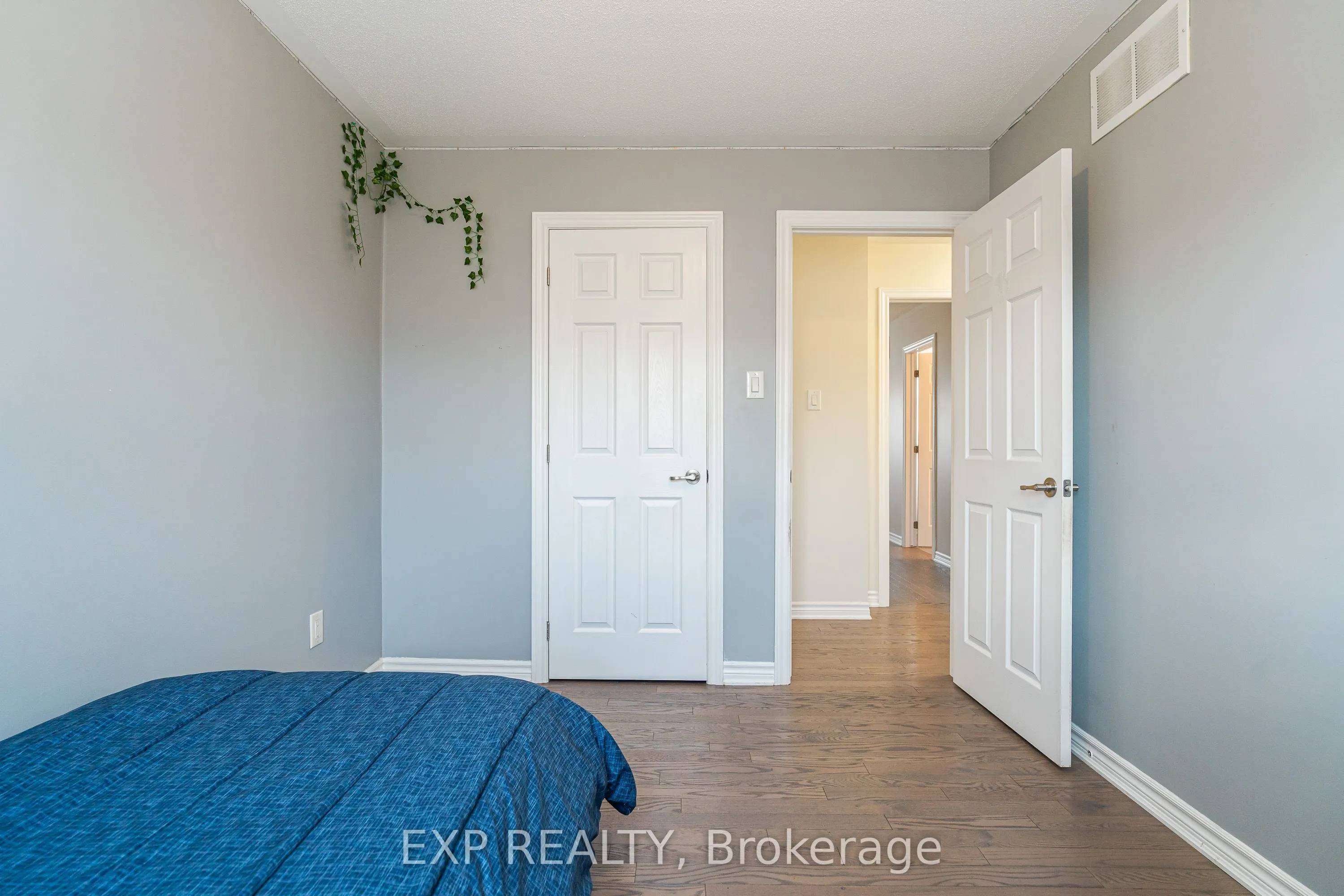 722 Devario Crescent