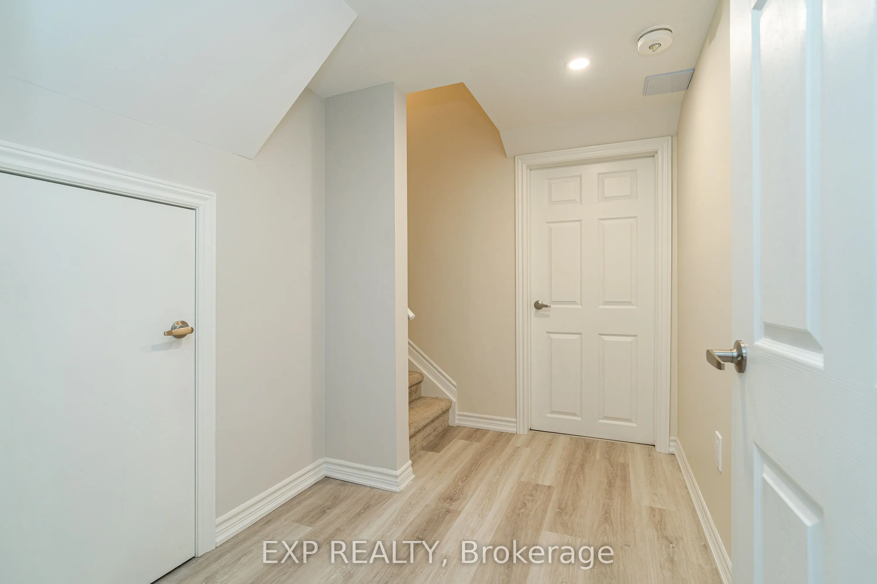 722 Devario Crescent