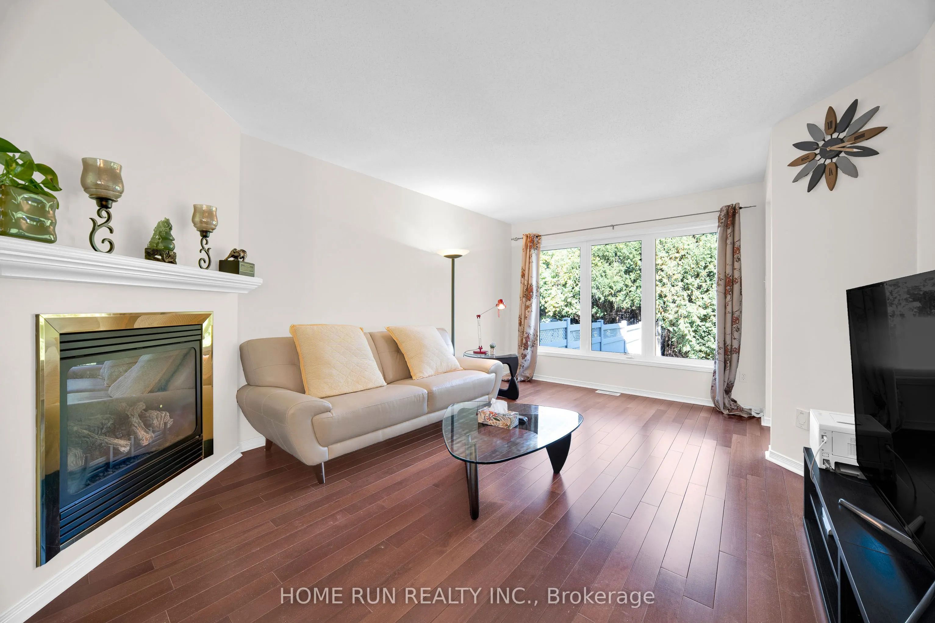 1629 HENRI LAUZON Street