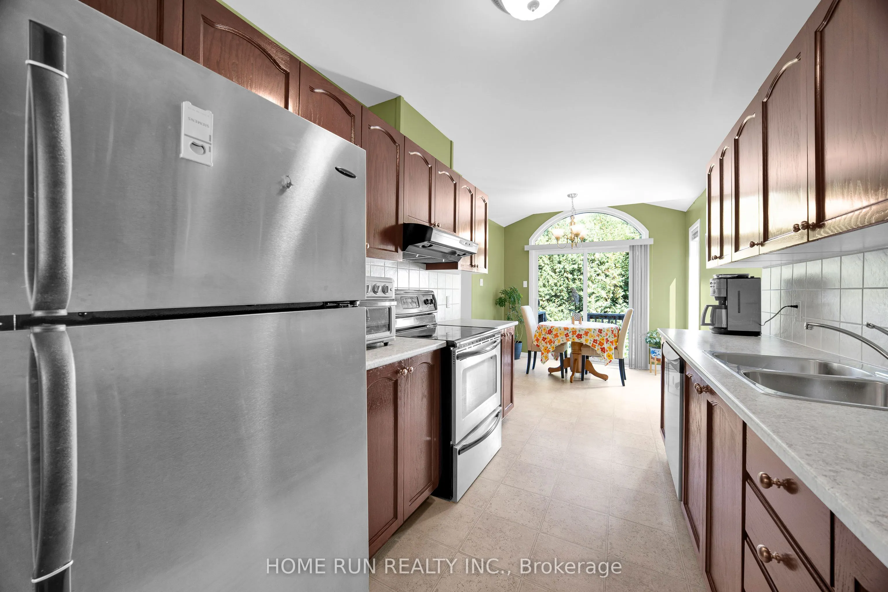 1629 HENRI LAUZON Street