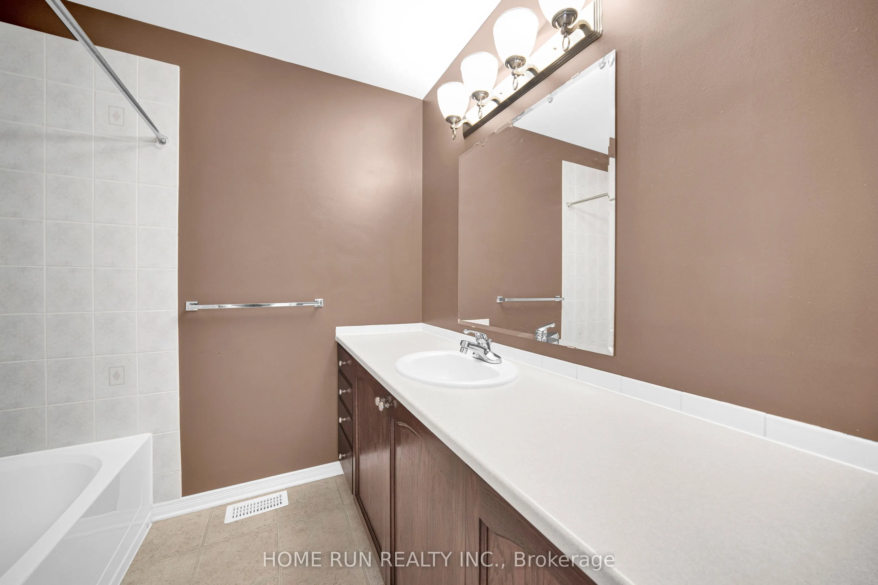 1629 HENRI LAUZON Street