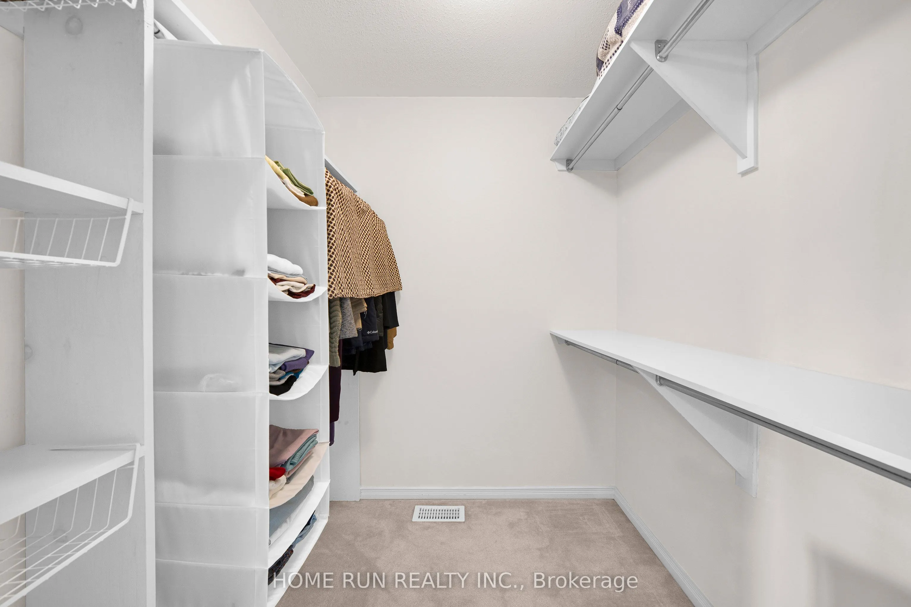 1629 HENRI LAUZON Street