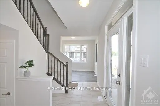 201 BILLRIAN Crescent