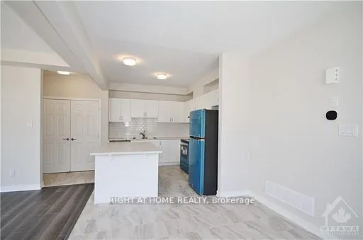 201 BILLRIAN Crescent