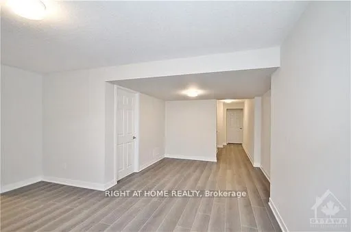 201 BILLRIAN Crescent