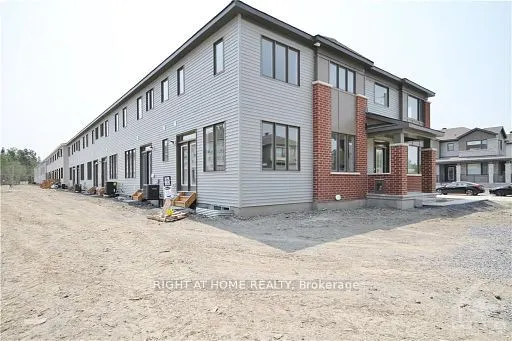 201 BILLRIAN Crescent