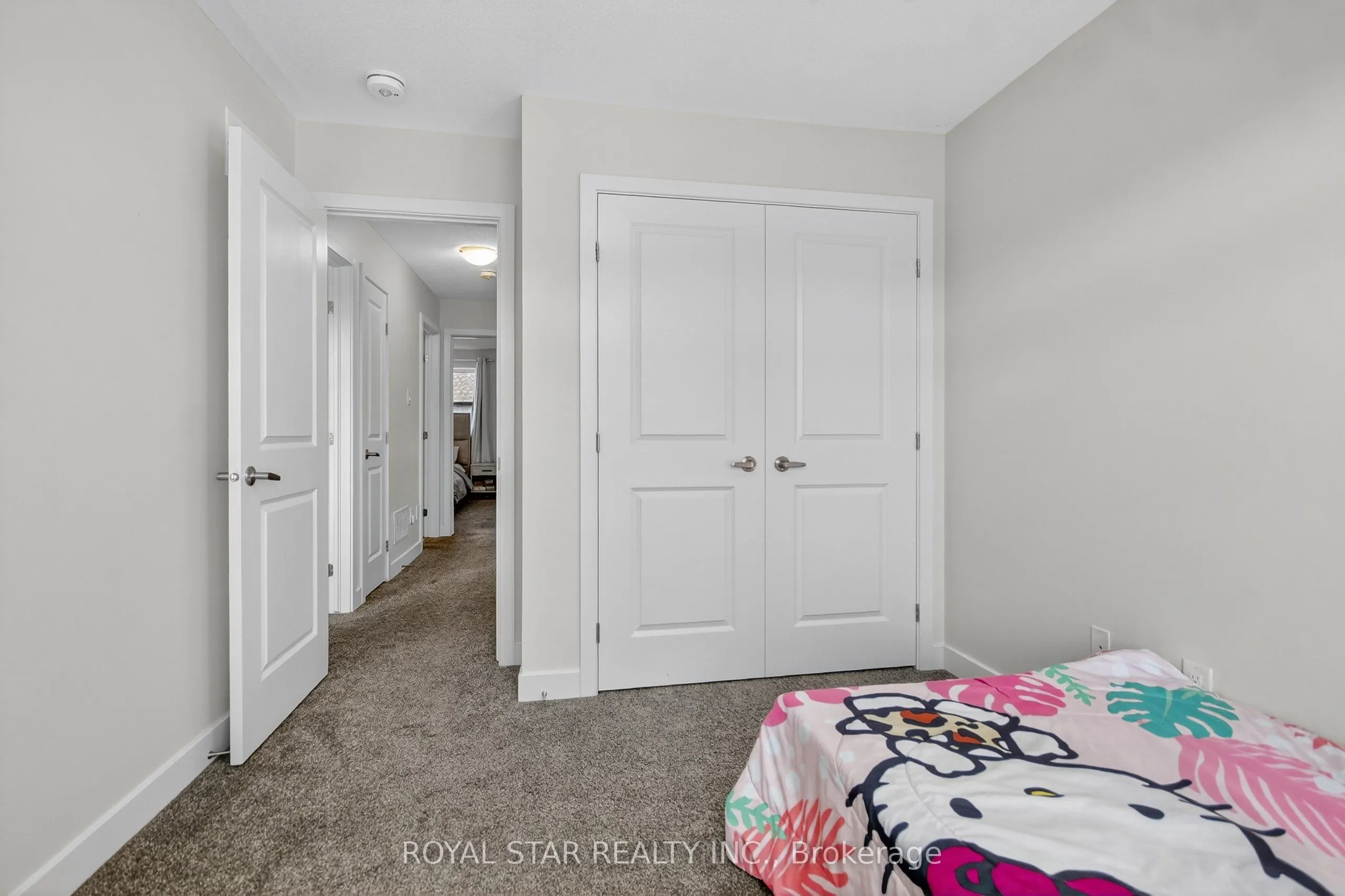 870 Solarium Avenue