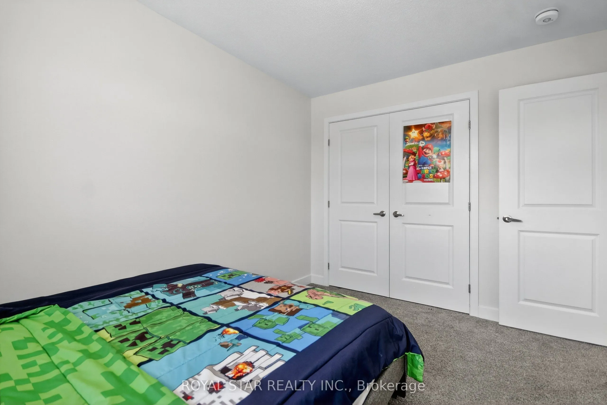 870 Solarium Avenue