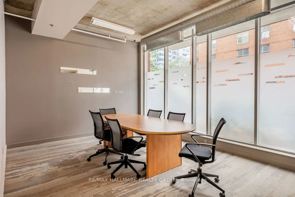 383 Cumberland Street, #906