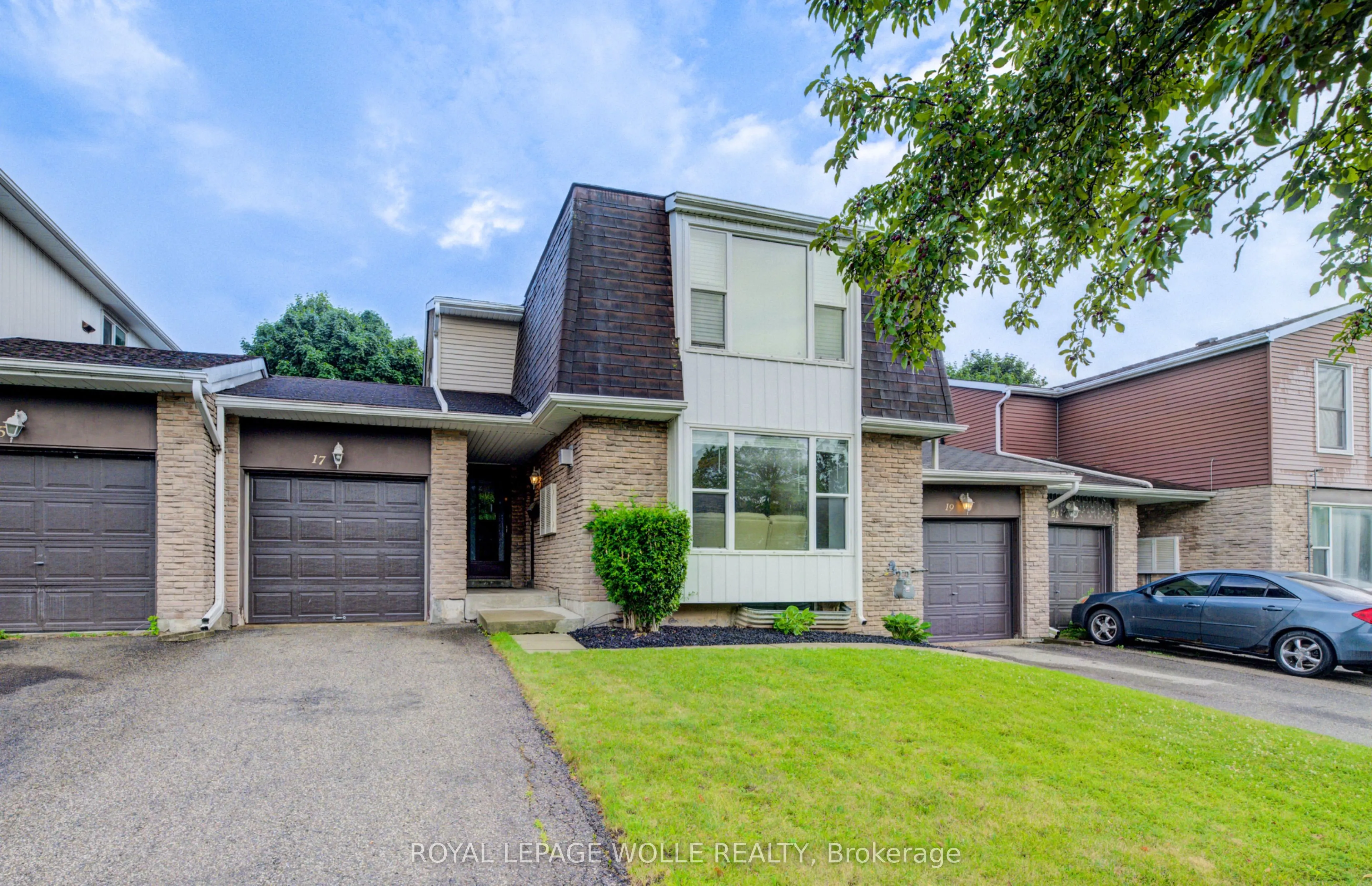 19 Hillbrook Crescent, #26