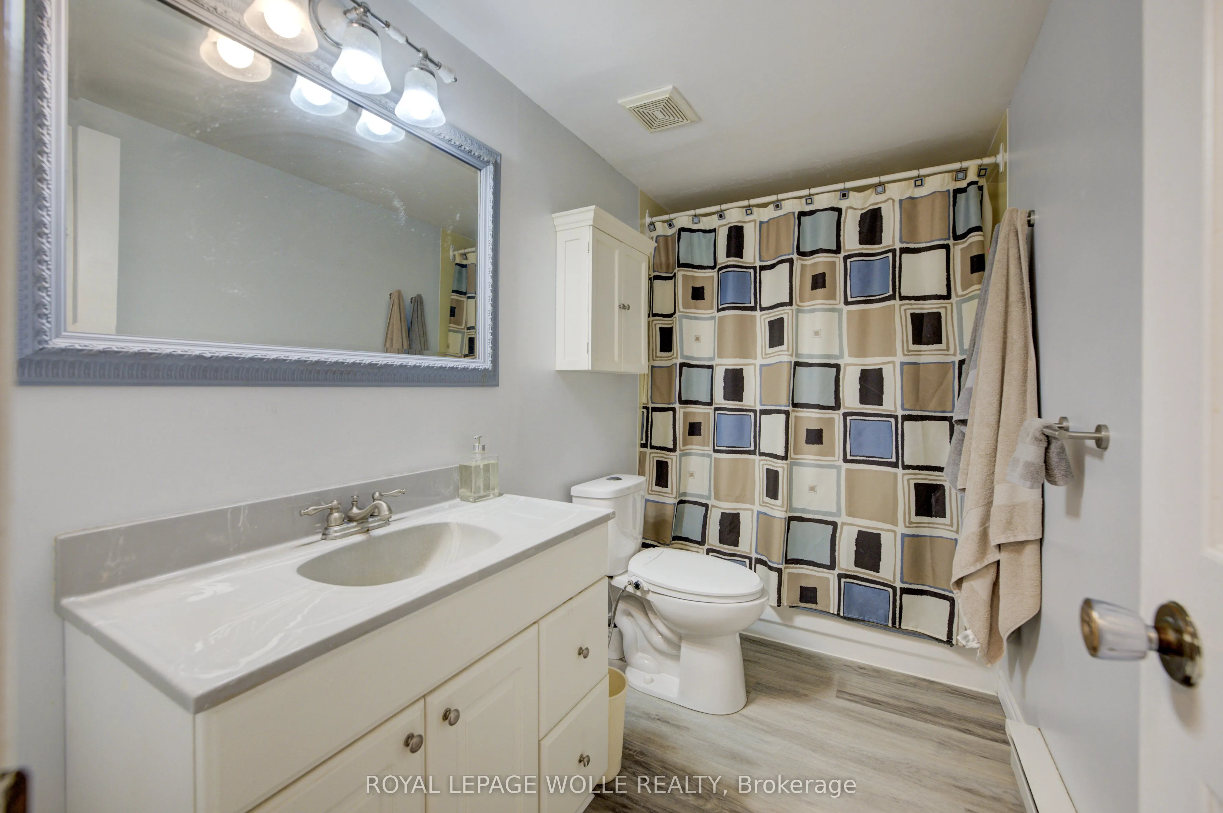 19 Hillbrook Crescent, #26