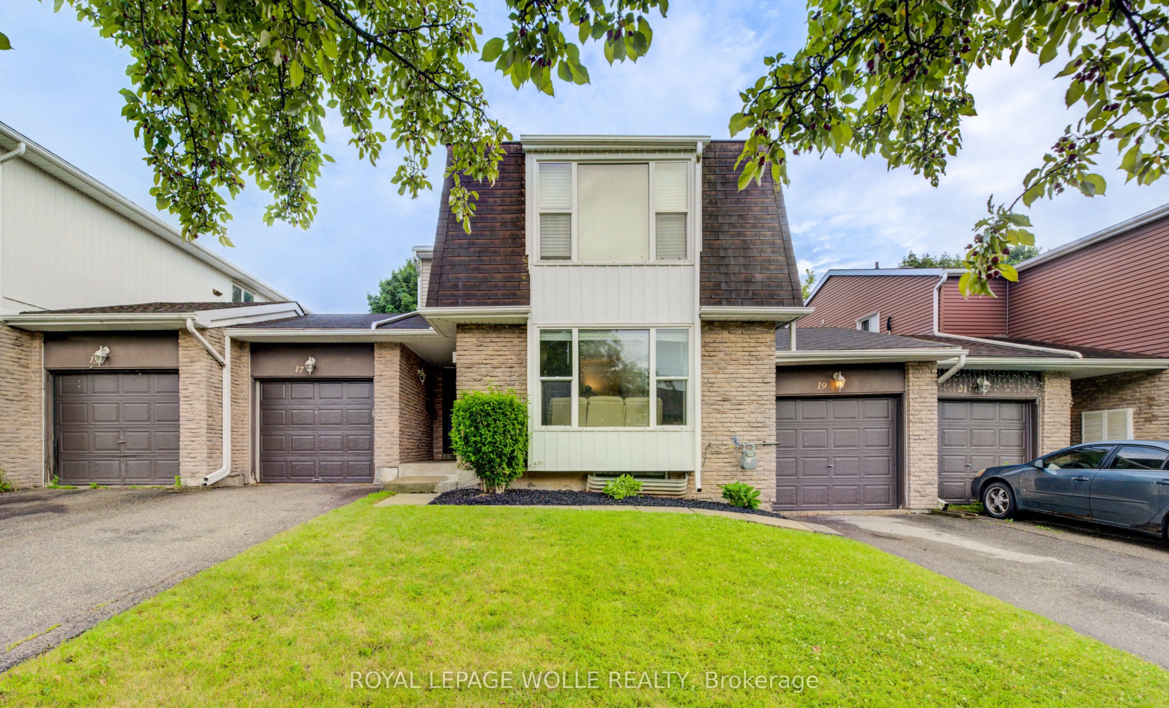 19 Hillbrook Crescent, #26