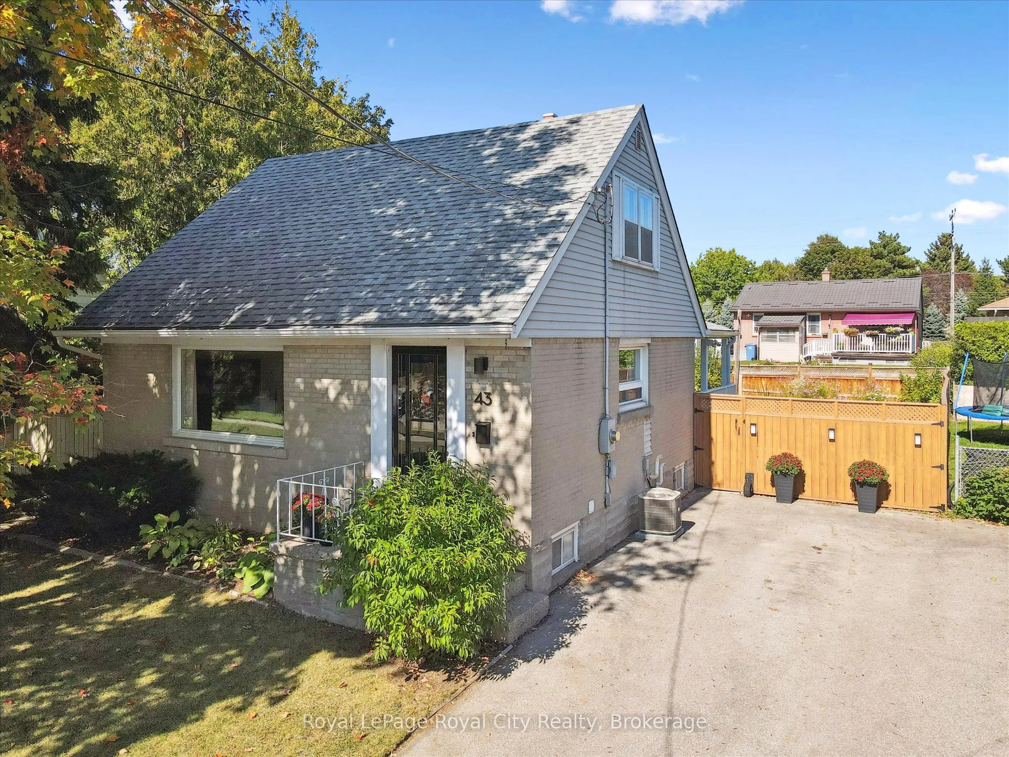 43 Vancouver Drive