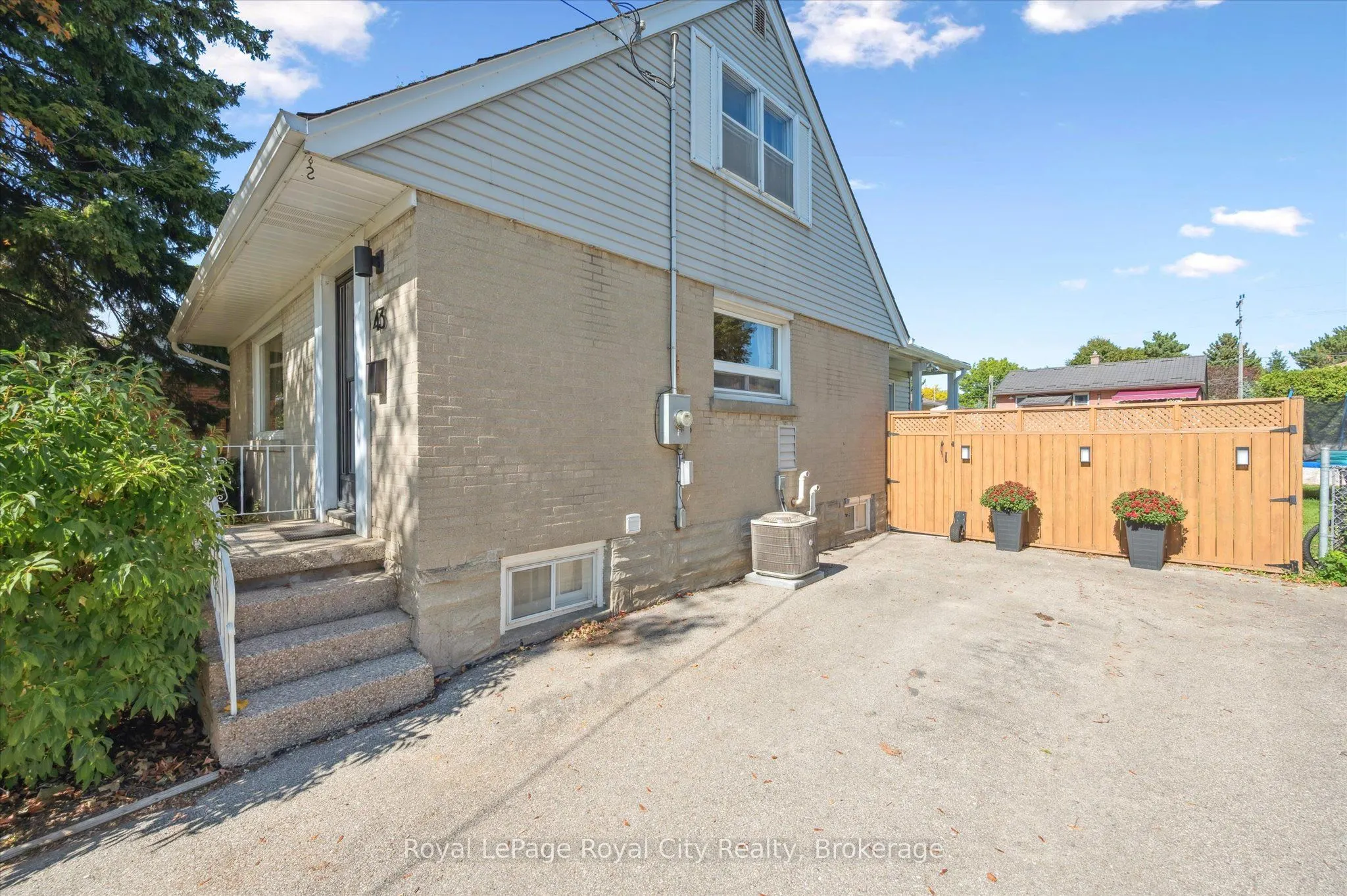 43 Vancouver Drive