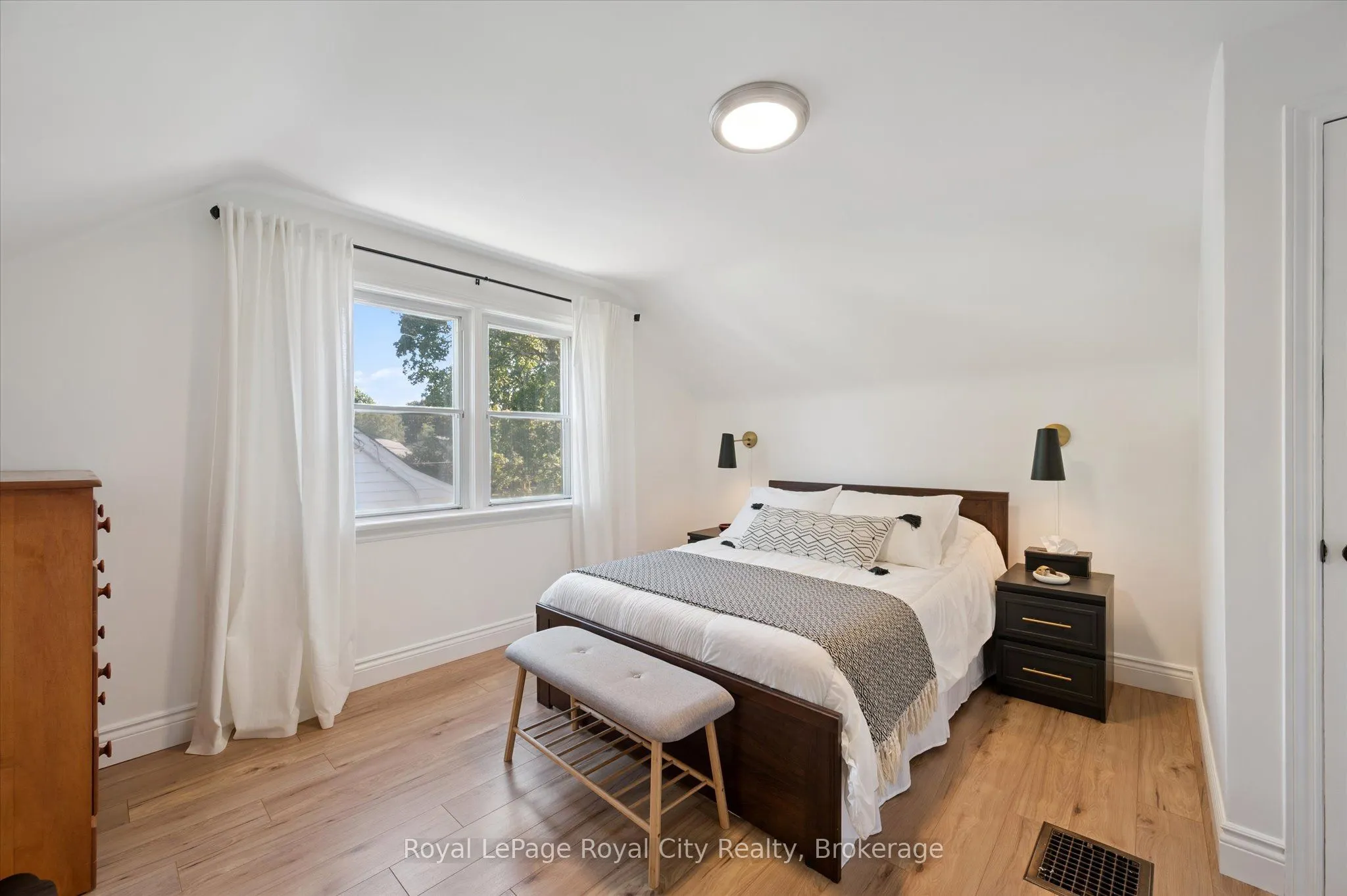 43 Vancouver Drive