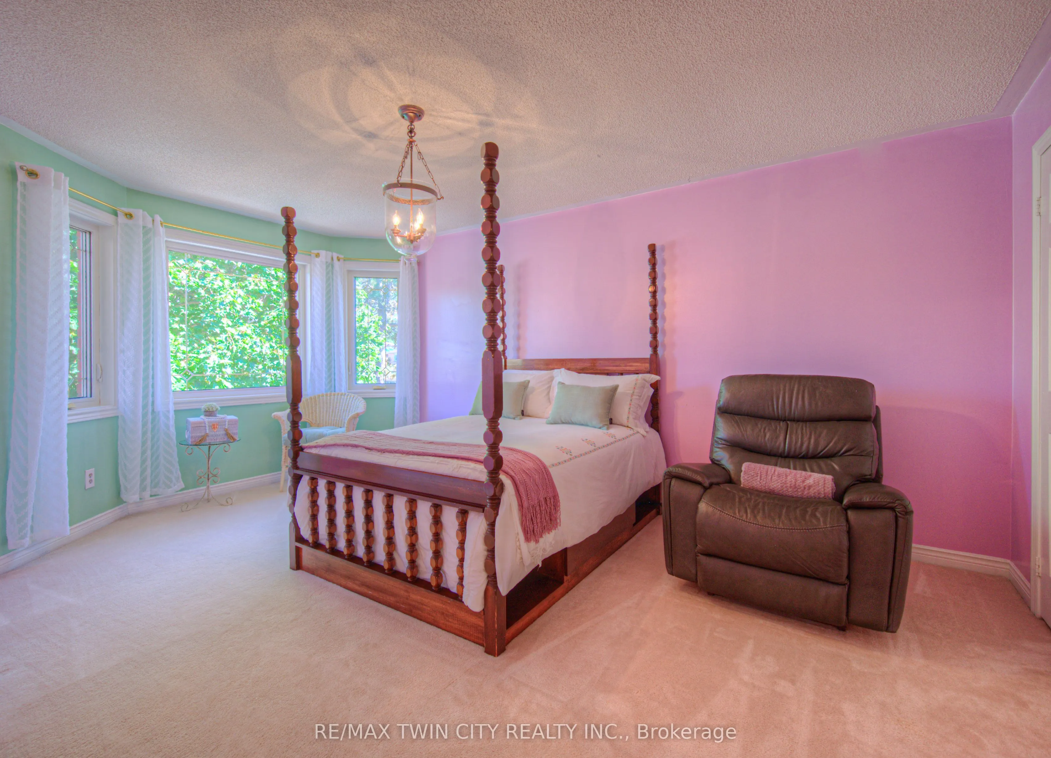 6 Osprey Court