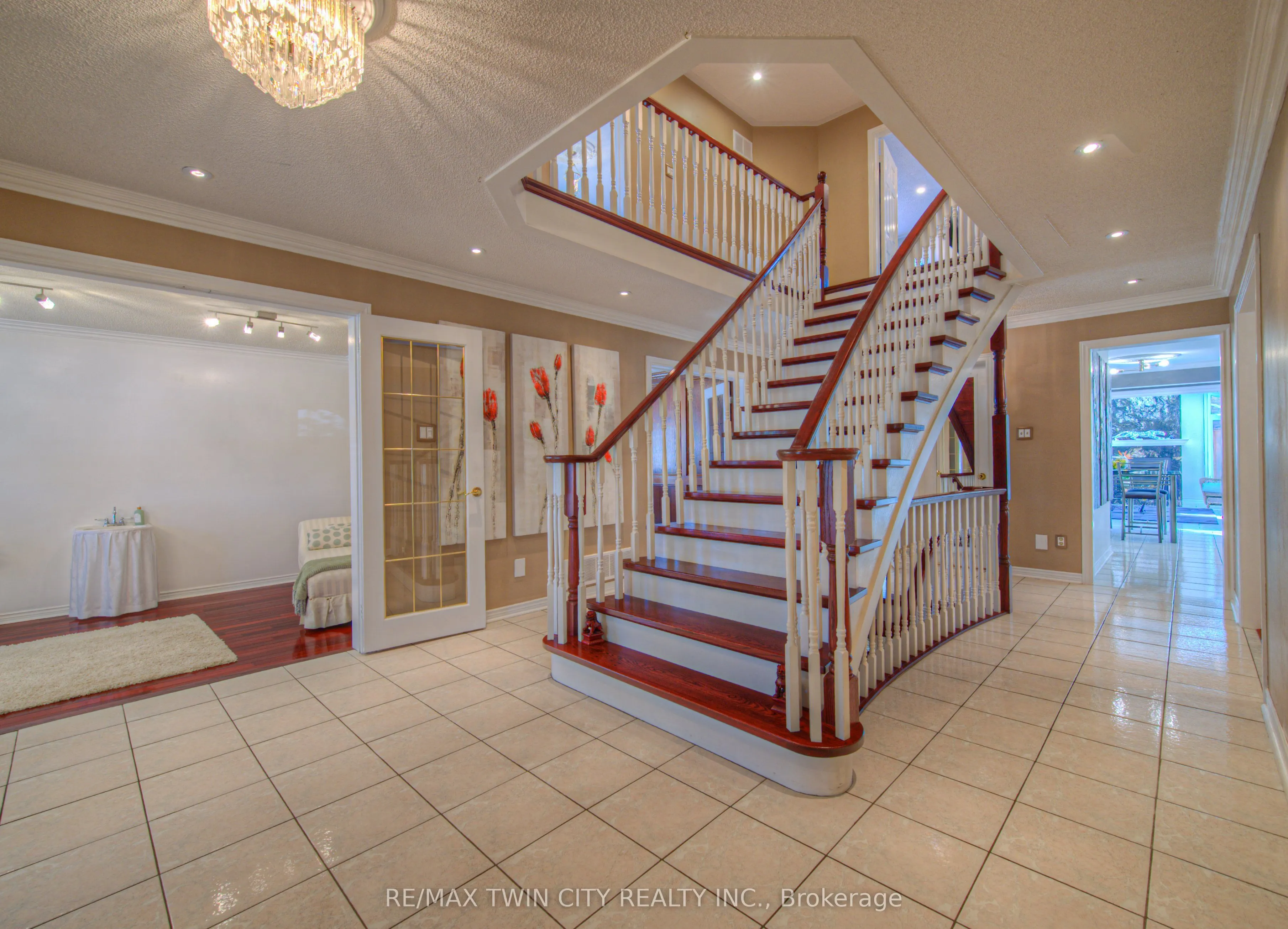 6 Osprey Court