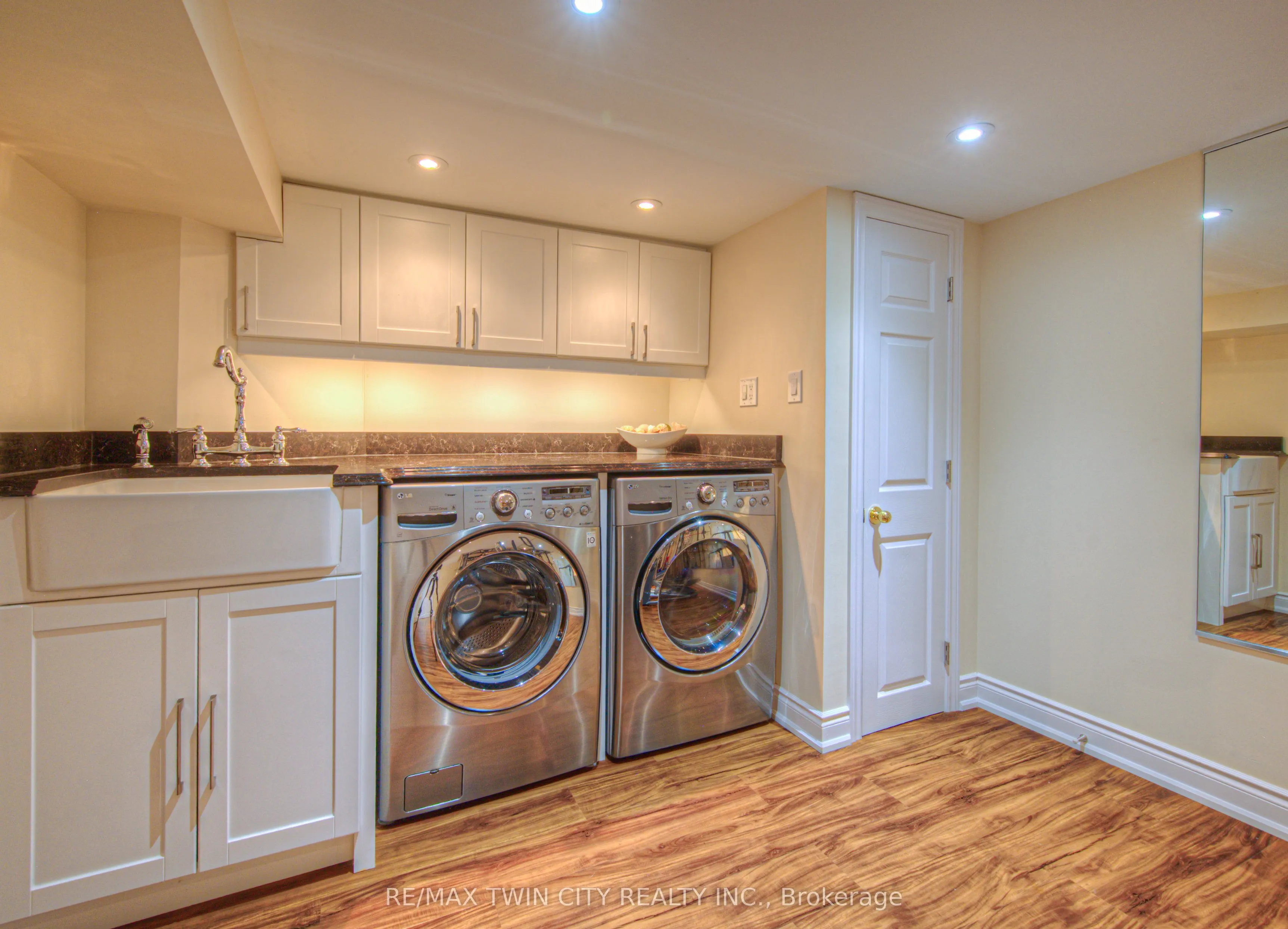 6 Osprey Court
