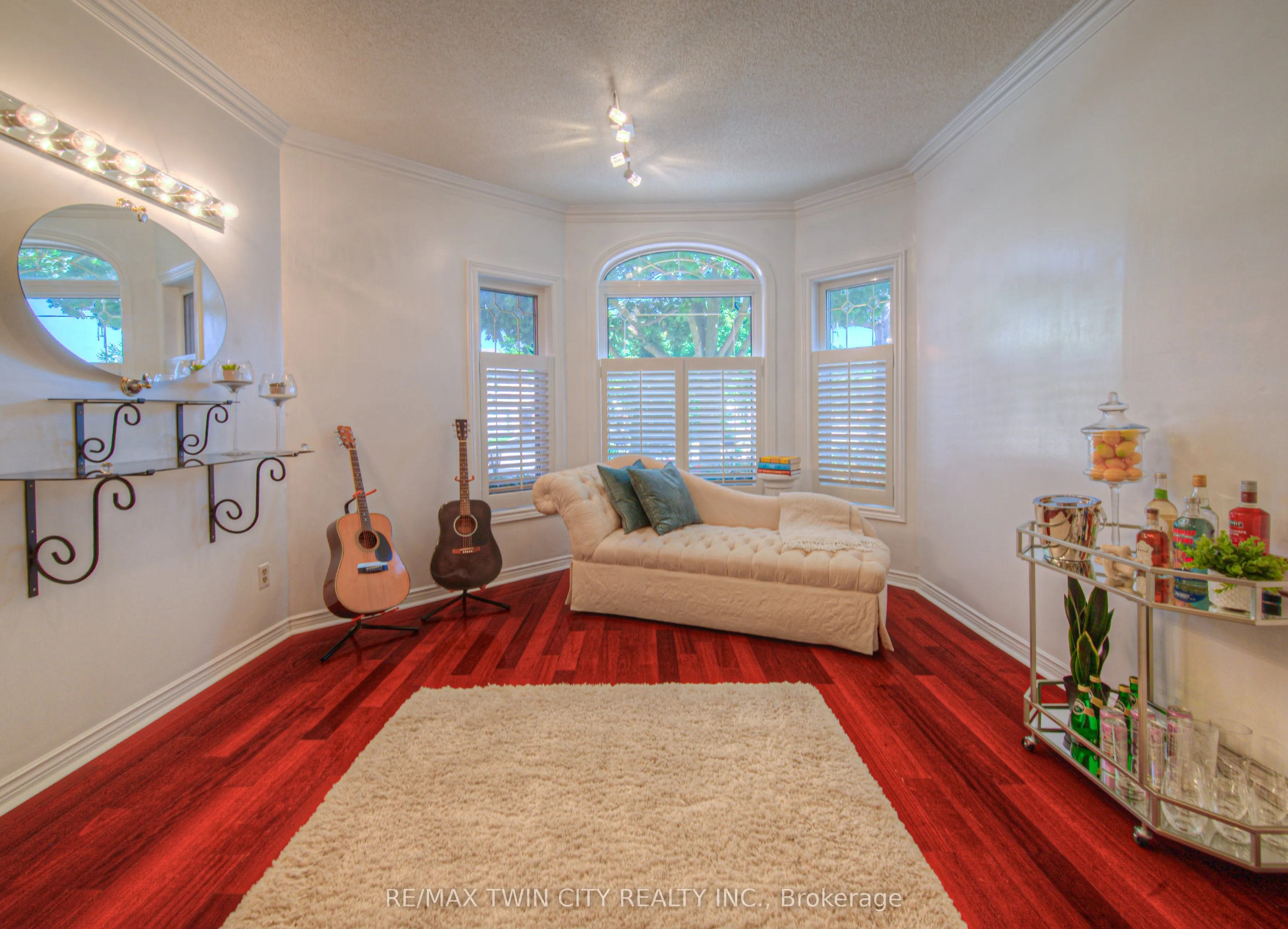 6 Osprey Court