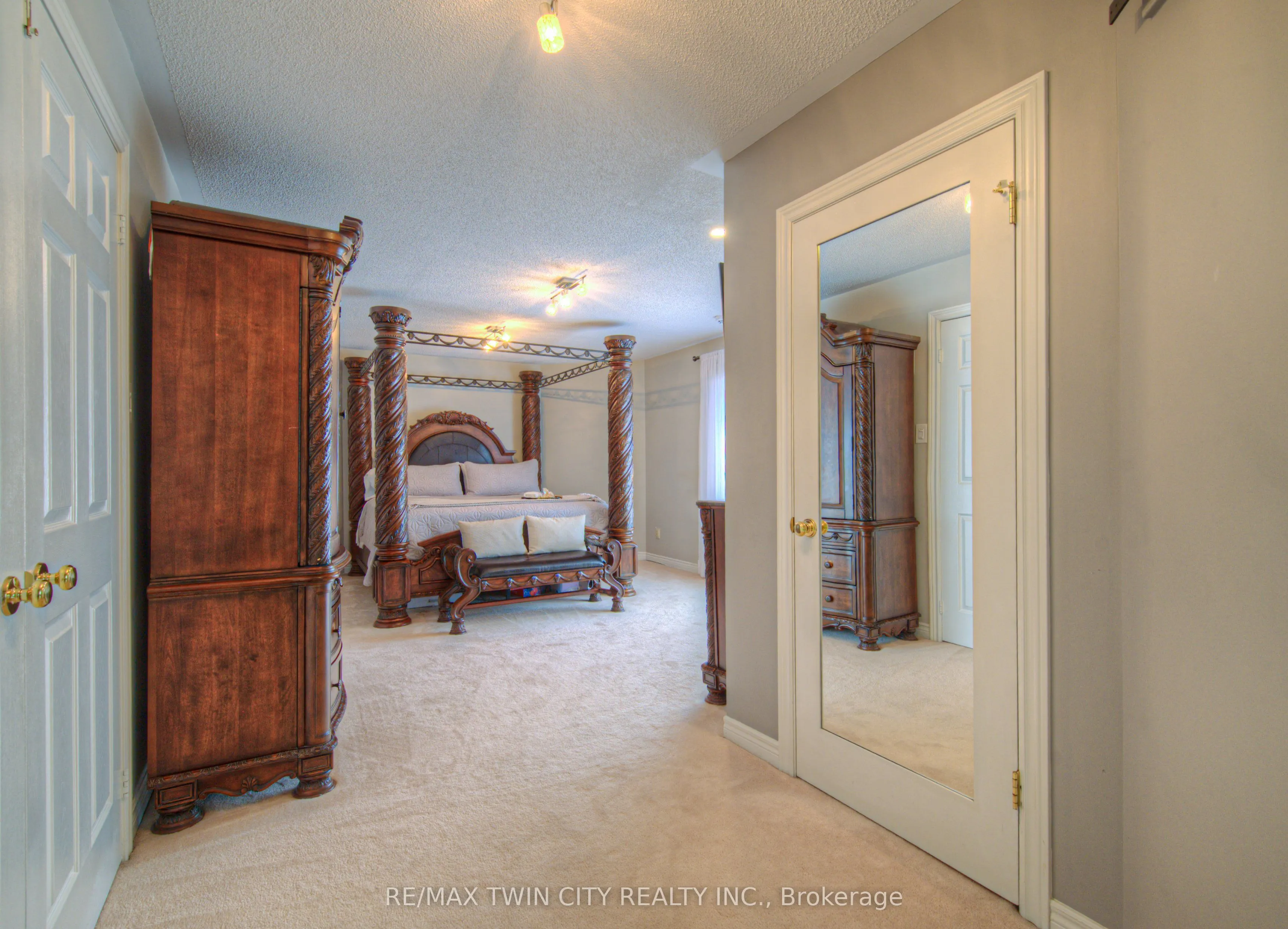 6 Osprey Court