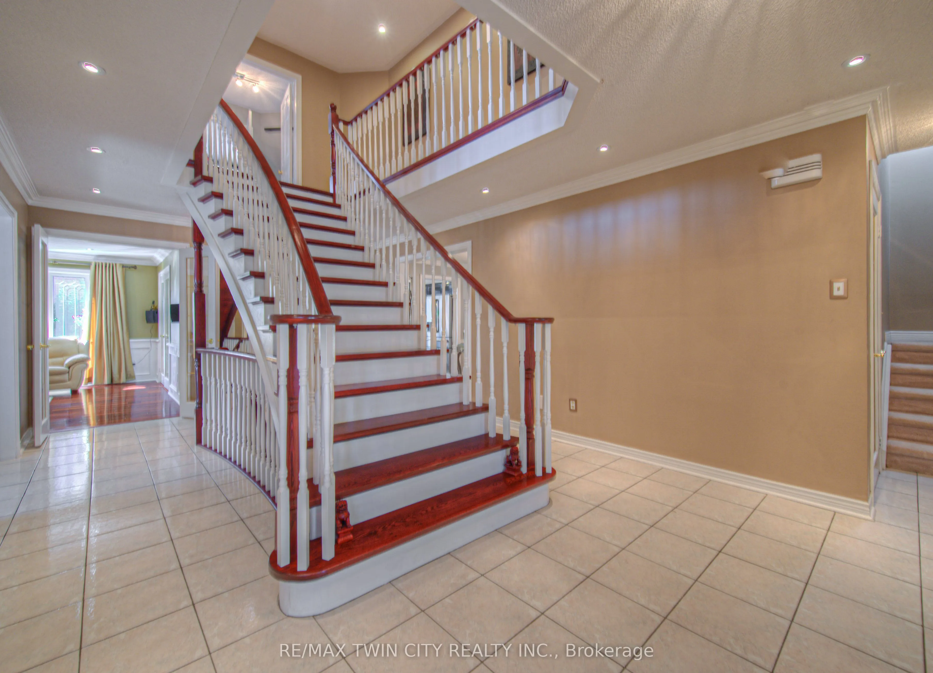 6 Osprey Court