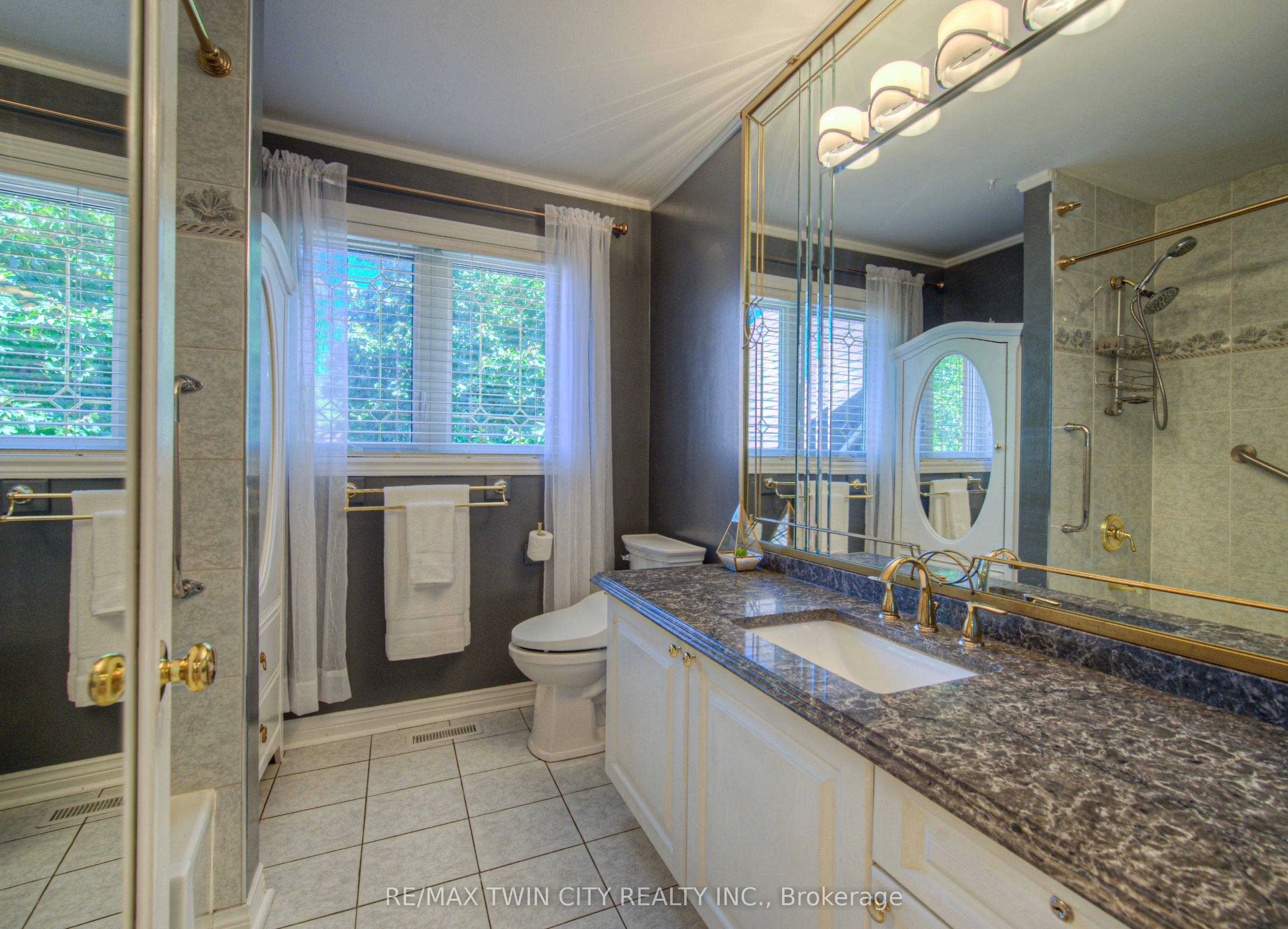 6 Osprey Court