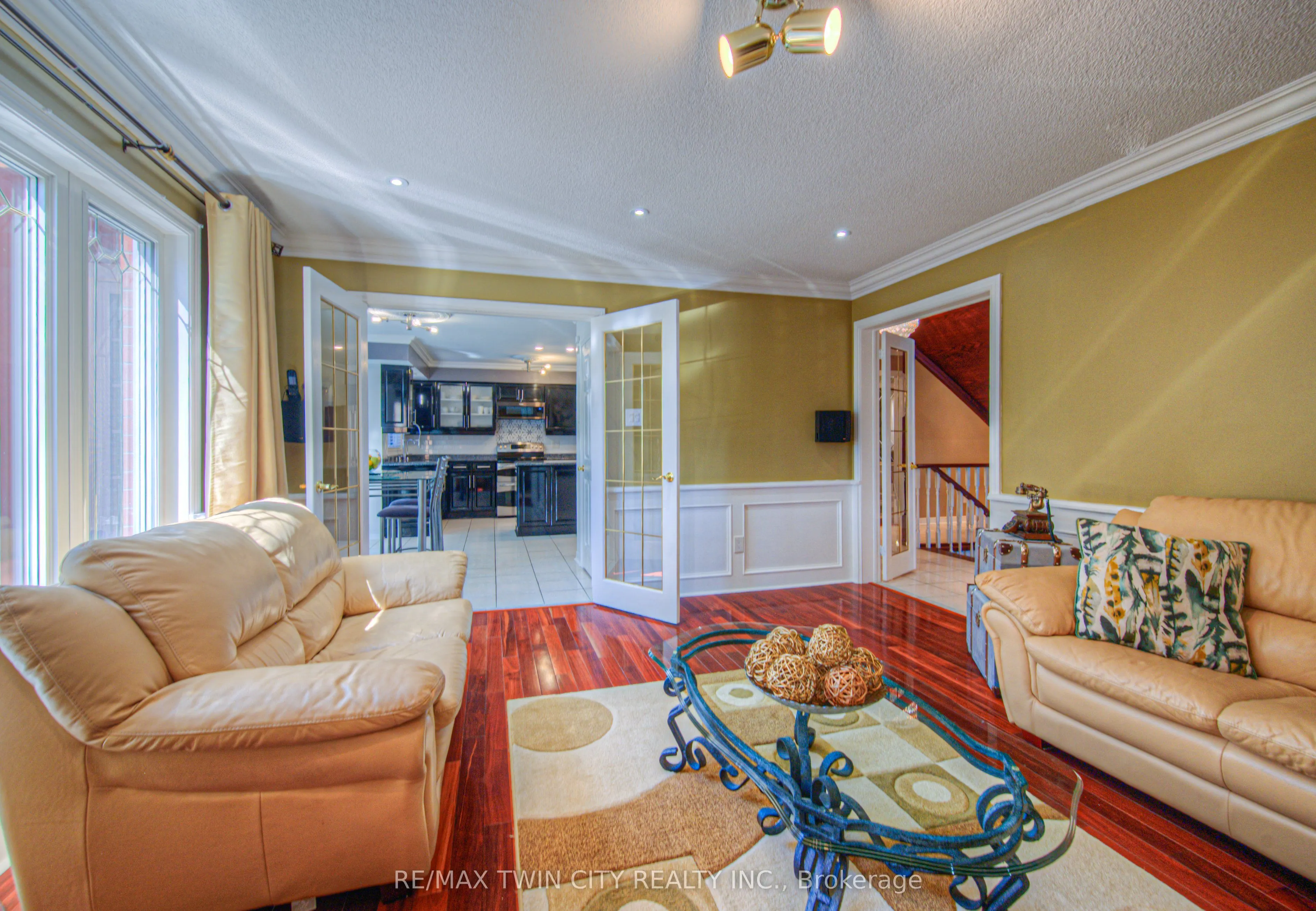 6 Osprey Court