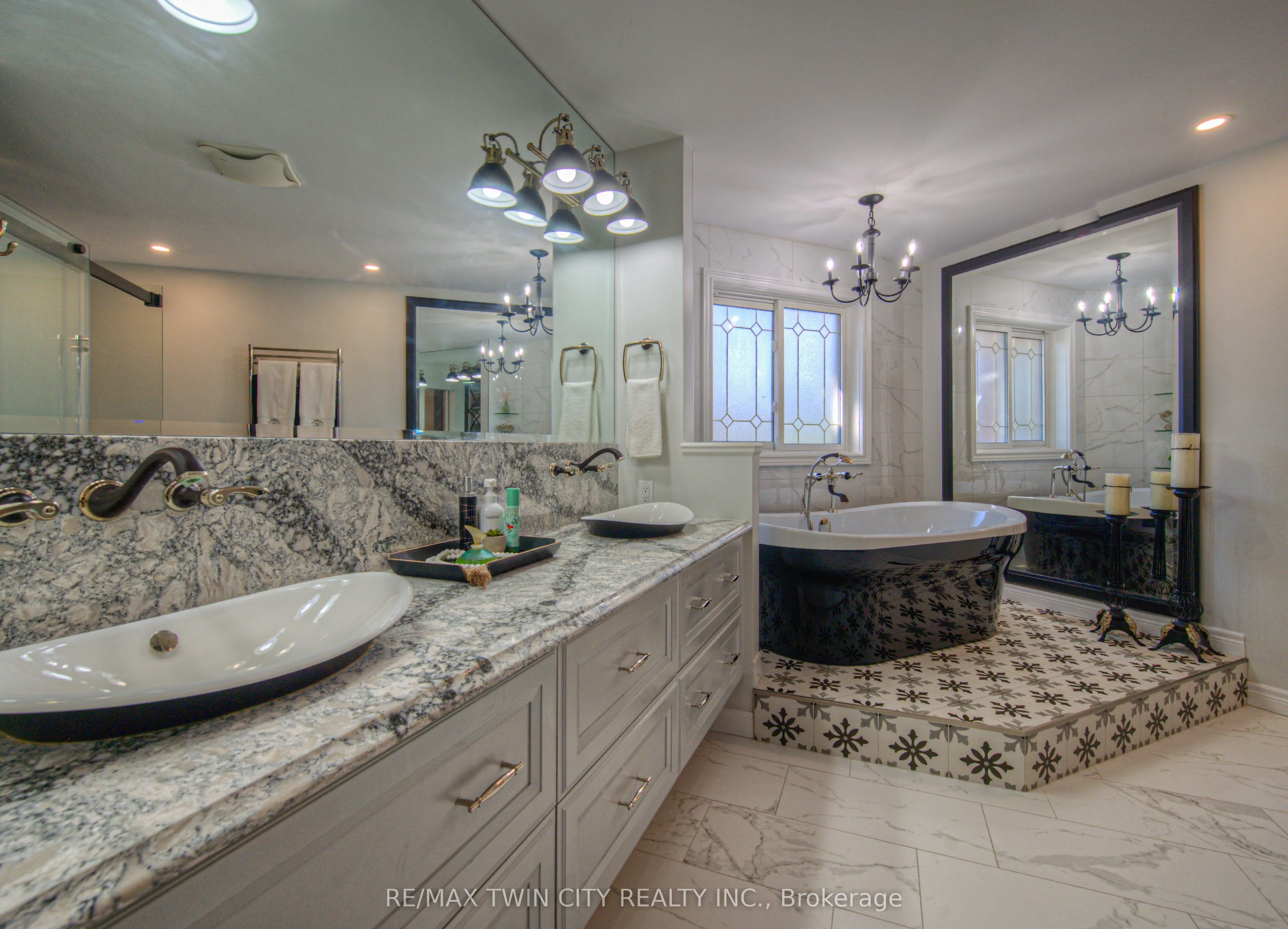 6 Osprey Court