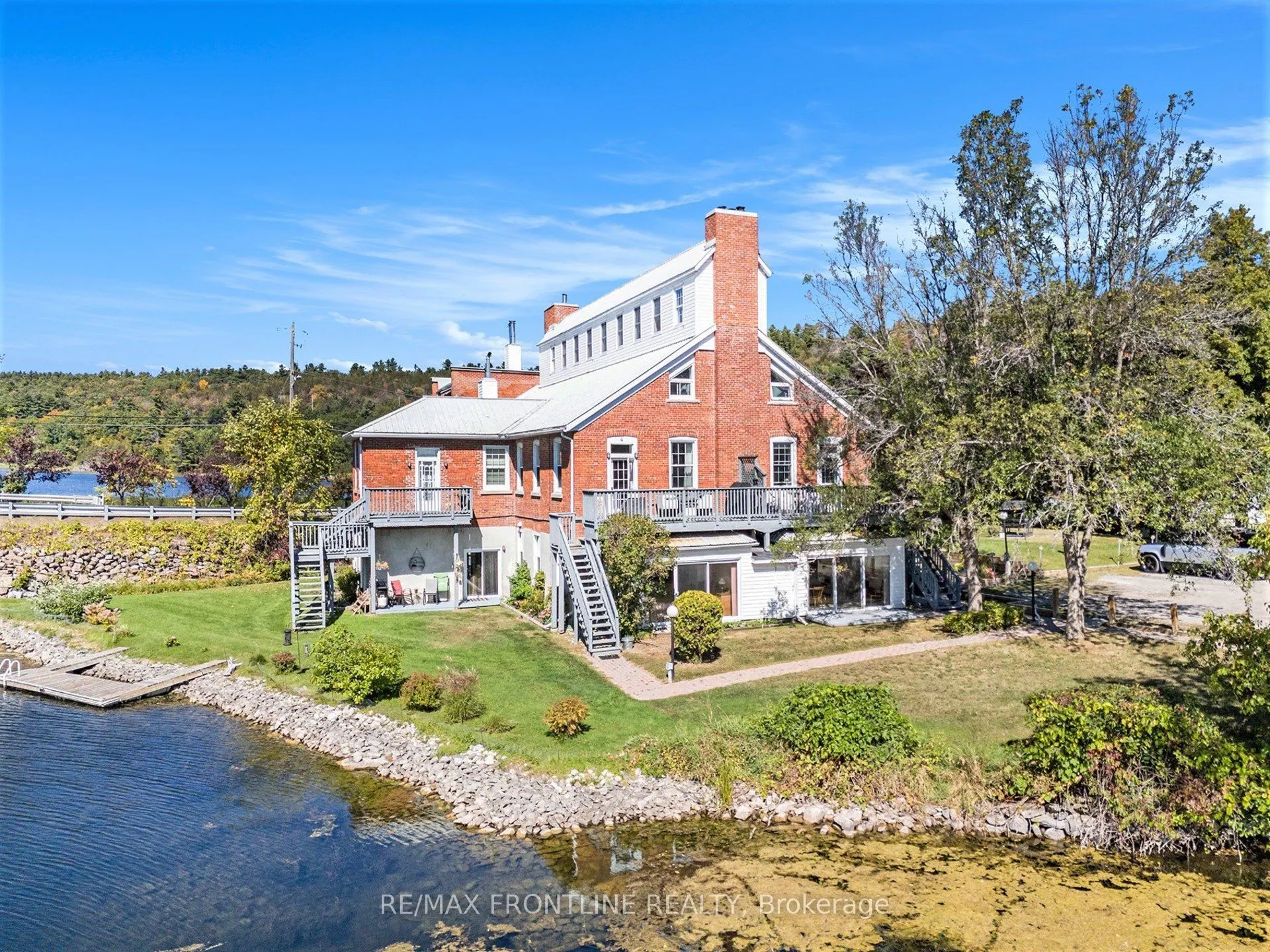 19 Main Street, #1