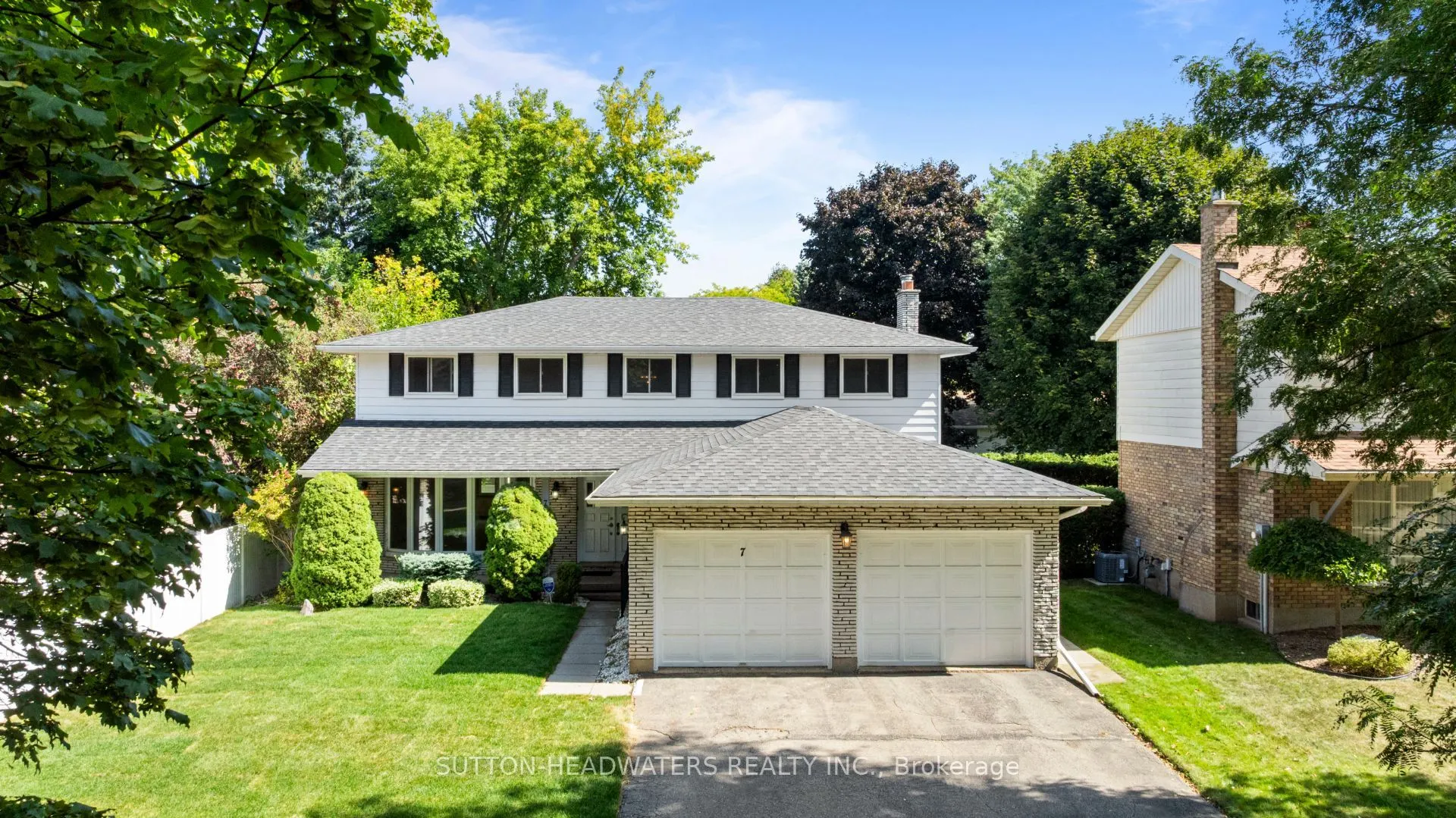 7 BROOKS Court