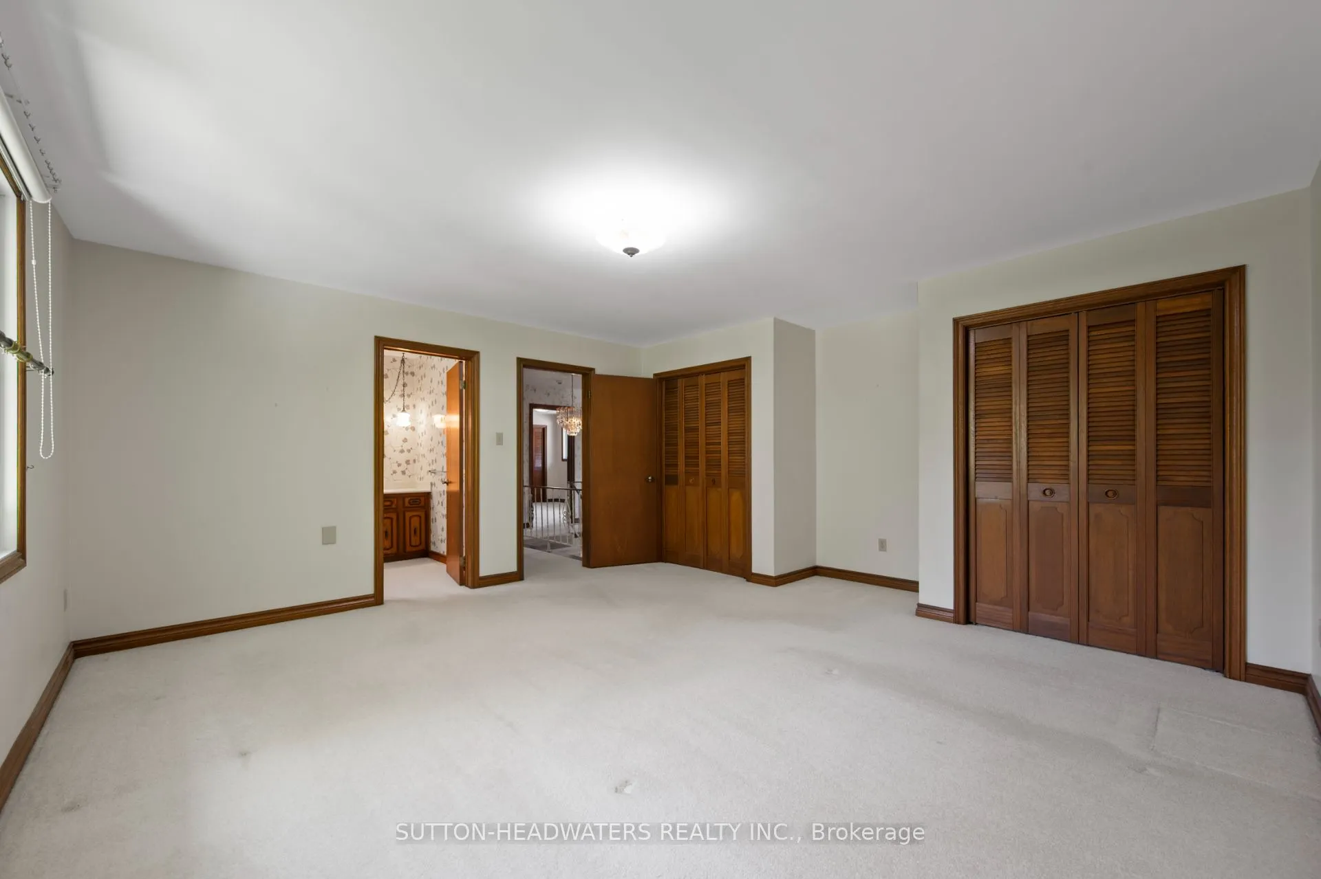 7 BROOKS Court