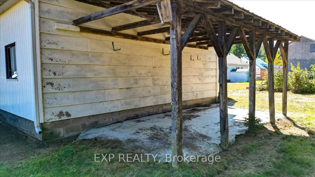 29599 Highway 62 N