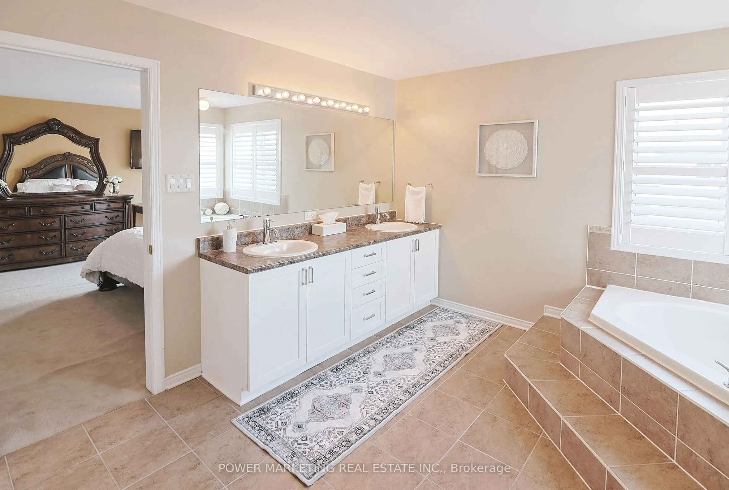 124 Strathcarron Crescent